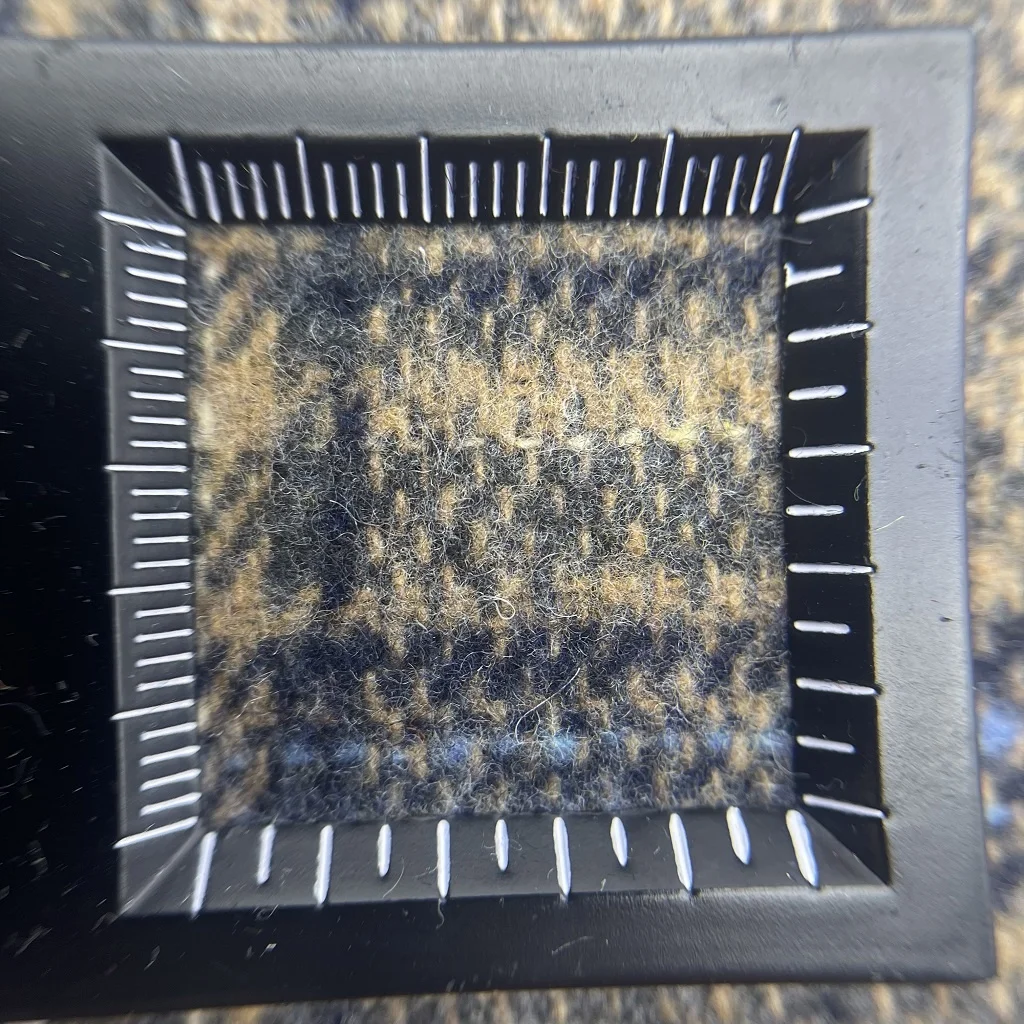 Fabric Manufacturing Woven Jacquard Suit Blazer Coat Plaid Tweed Wool/Polyester Fabrics For Clothing 2242