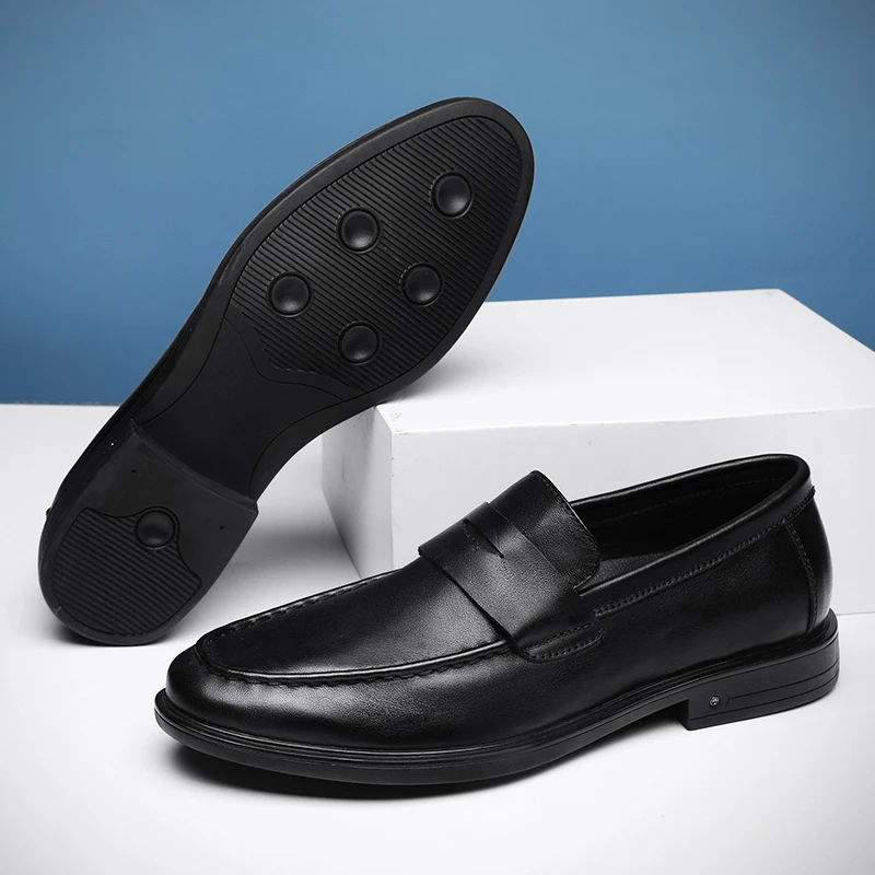 Hellosports Custom Fashion Mens Casual Shoes Cow Leather Upper Men Leather Shoes Slip-On Casual Height Increasing Shoes for Men