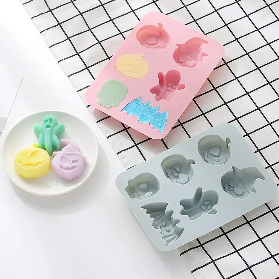 Halloween Eco-Friendly Silicone Mold Chocolate Candy Gummy Jelly Ice Cube Melting Cookie Soap Crafting Various Halloween Shapes