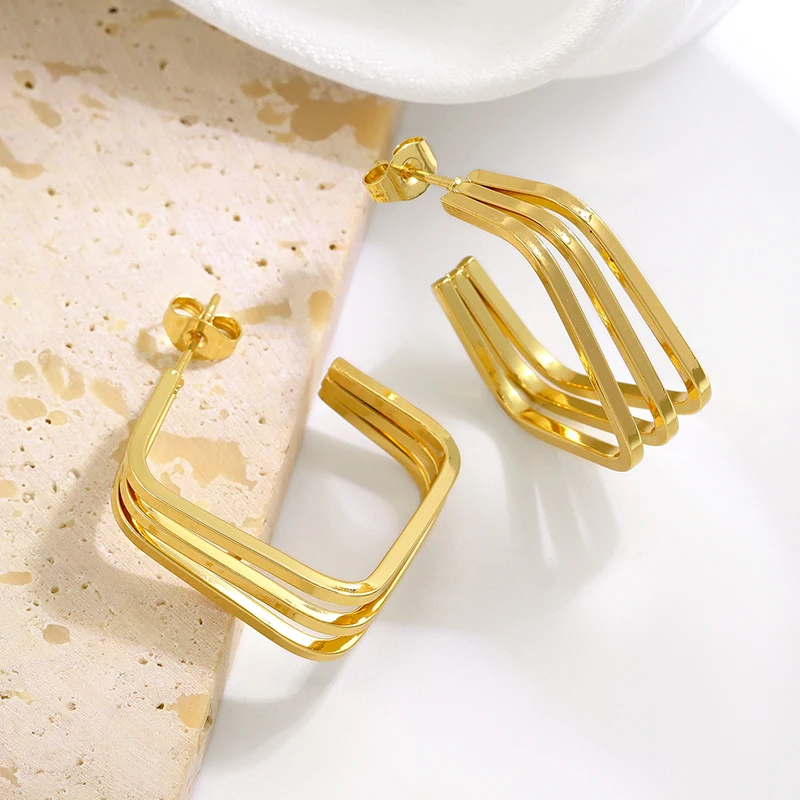 Wholesale Trendy 18k Gold Plated Stainless Steel Geometric Hoop Earring Vintage Huggies Earrings for  Women