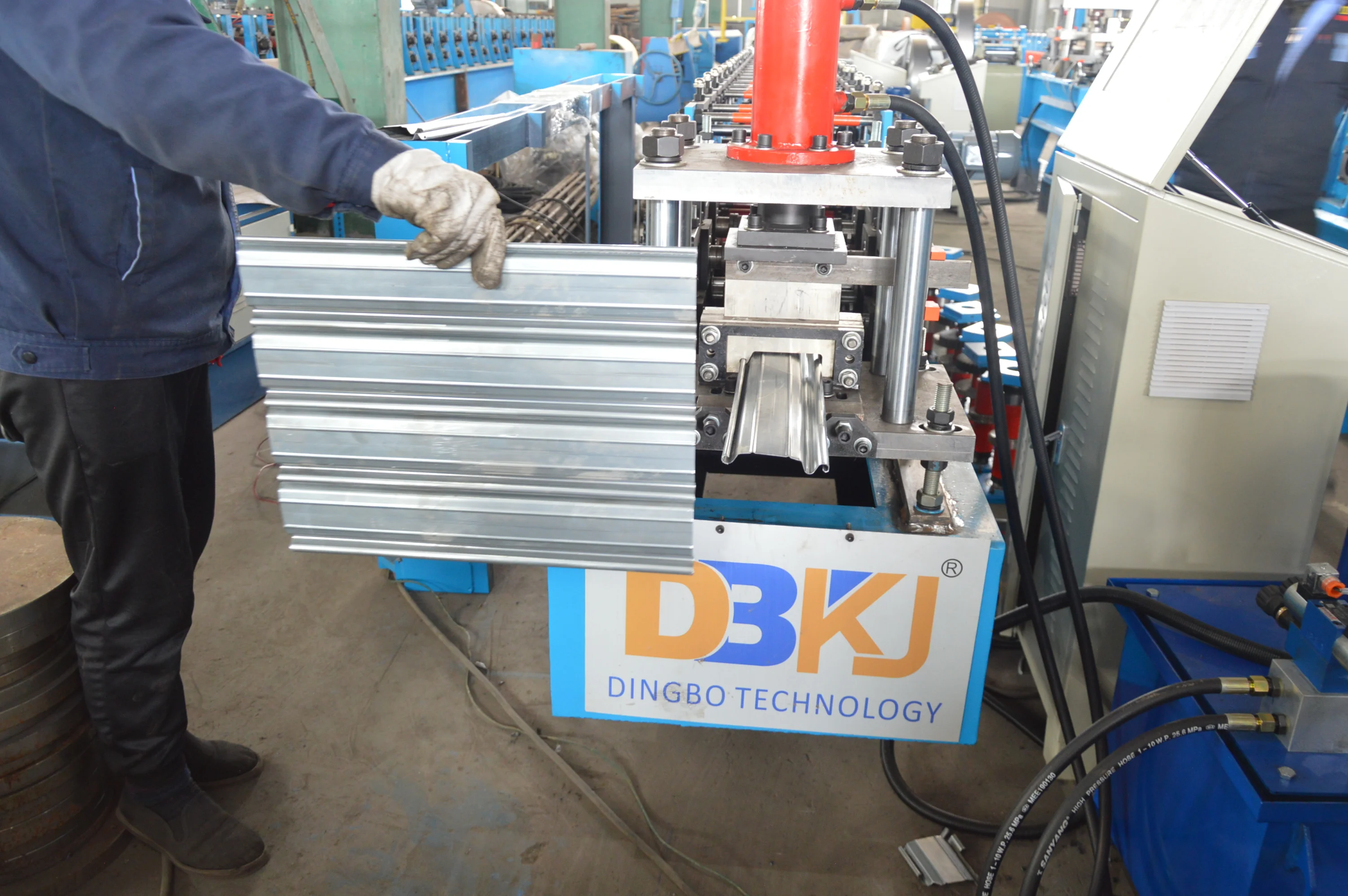 Galvanized Sheet roller shutter roll forming machinery for building material