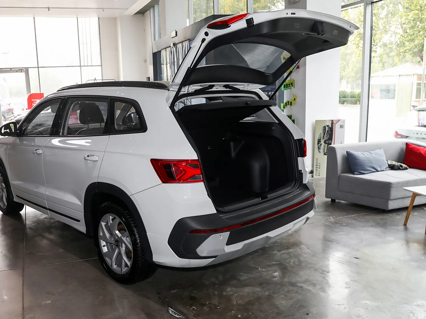 2023 популярный новый автомобиль VW Volks-wagen VS7 280TSI средний и большой внедорожник бензиновый 5 мест ручной по хорошей цене