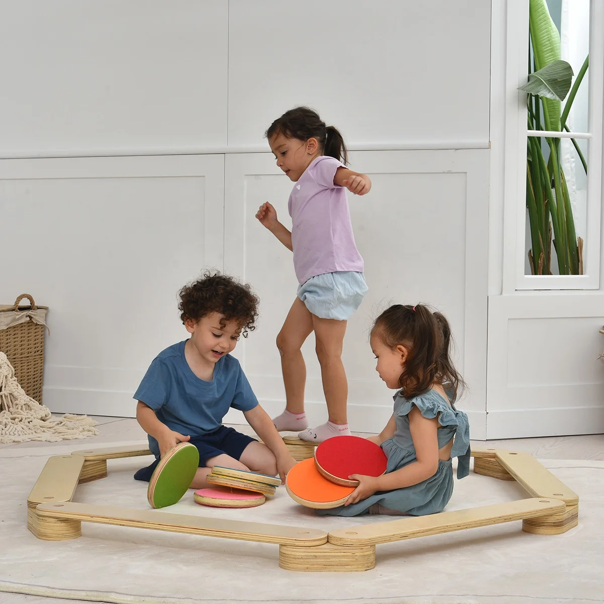 Kids Wood Toddler Balance Board Montessori Wooden stepping stone for kids balance beam