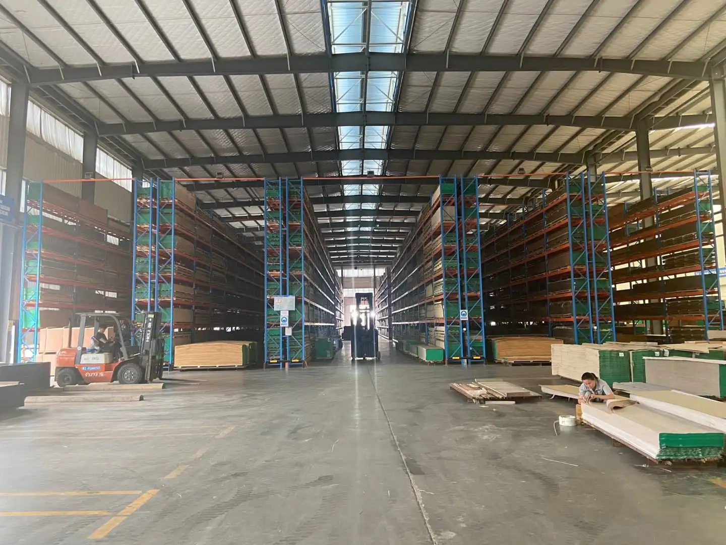 100% оригинальная заводская цена 0 15-3 мм Восстановленный шпон из древесного шпона