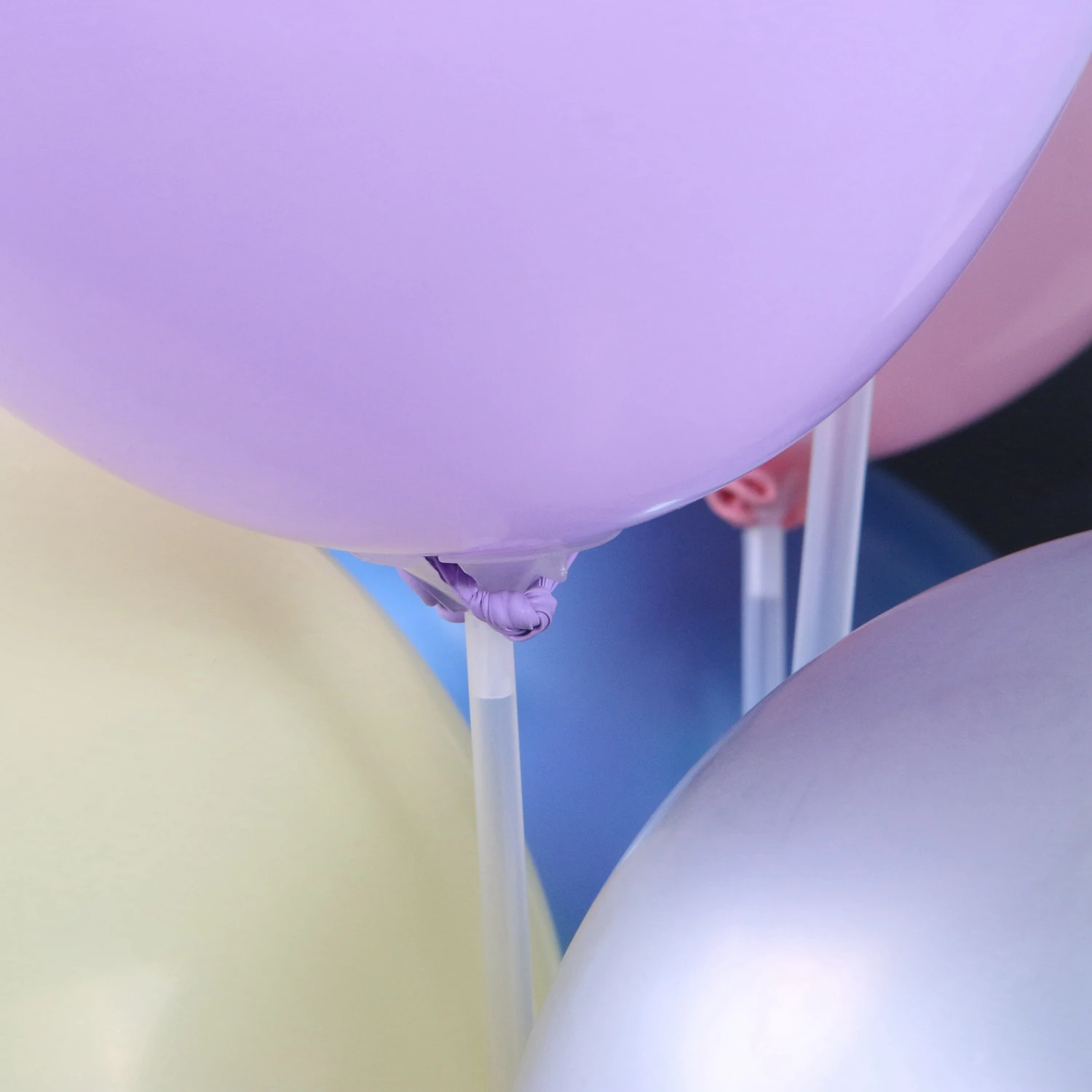 19 balls Plastic Clear Bases with Sticks Table Balloon Stand for Birthday Party decoration Reusable Clear Balloon Holder