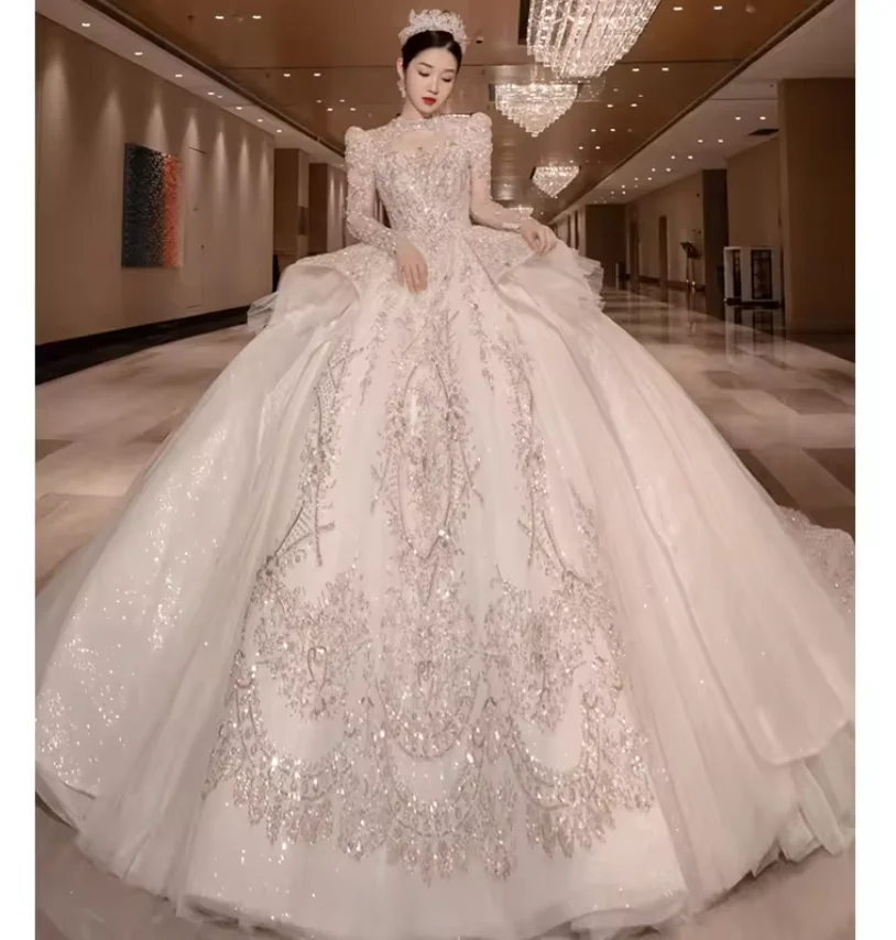 Wedding dress 2024 new bride main yarn trailing heavy handmade style high-end retro long-sleeved large size pregnant