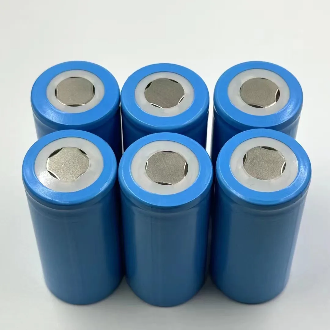 32650/32700 LFP (Lithium Iron Phosphate) Battery 3.2V 6000mAh Electric Vehicle Solar Street Lamp Energy Storage Anode Material