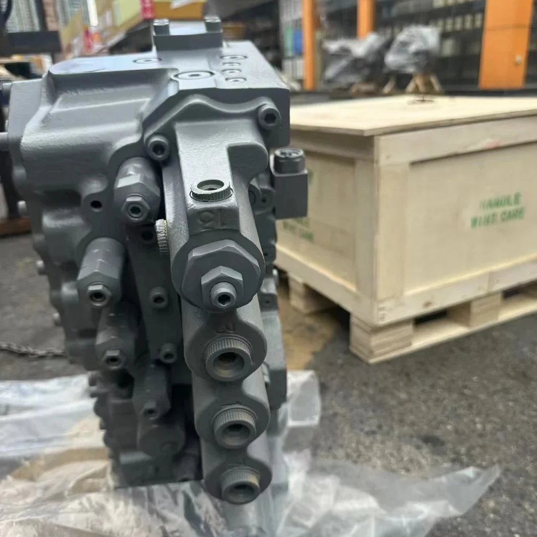 New  Distribution Valve Hydraulic Control Valve EX200-3 for Excavator