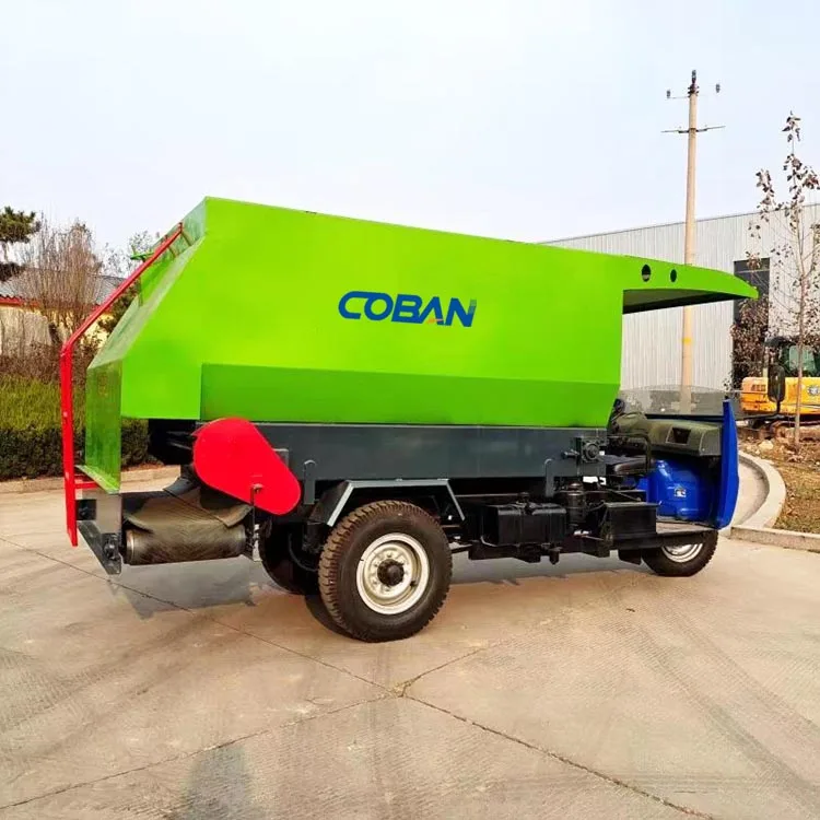 Automatic Poultry Cow Fodder Crushing and Animal Feed Mixing Machine Cattle Feed TMR Feed Mixer Car