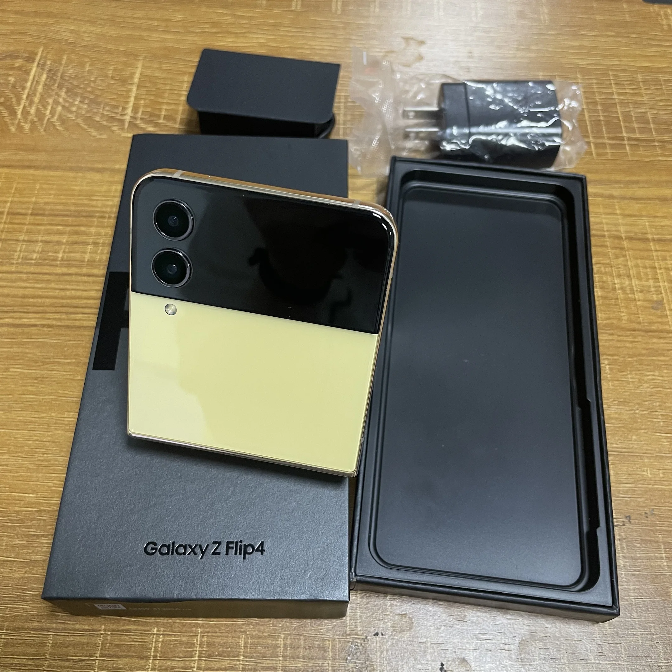 Wholesale Original Flip android phones Used Mobile Phones for Samsung Galaxy Z Flip 4g