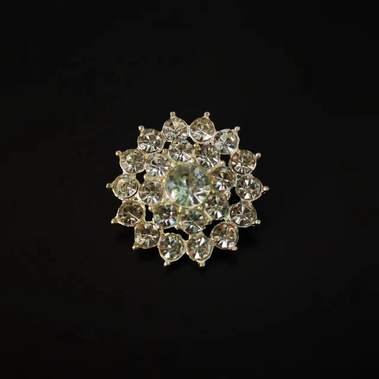 2023 new arrival rhinestone buttons rhinestone floret button pearl rhinestone buttons embellishments