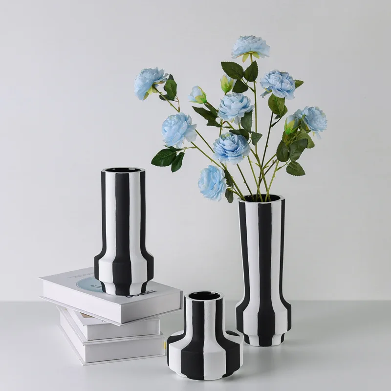 Modern simple style white black stripes design handmade tabletop vases home decor ceramic flower vase