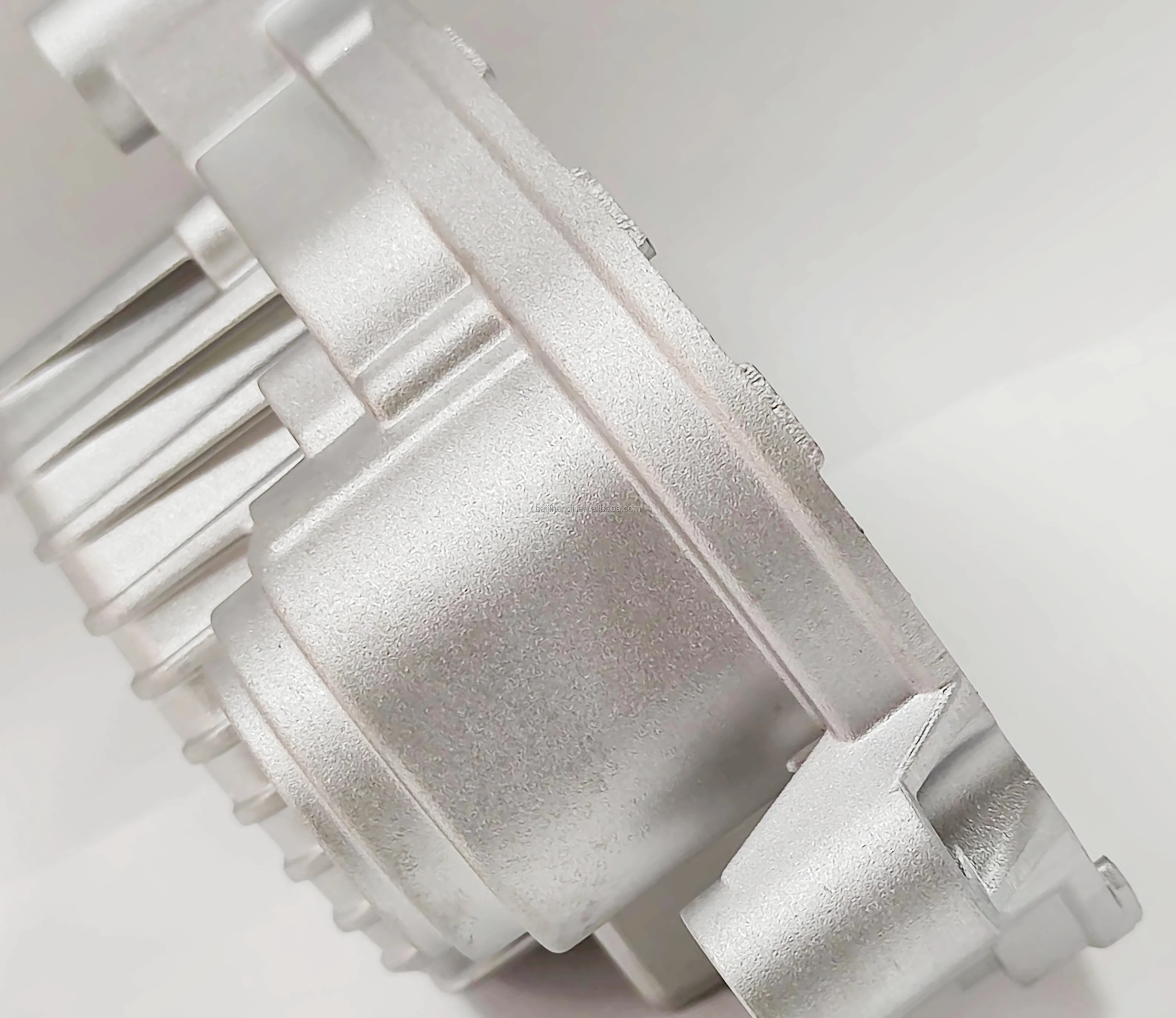 ISO9001 Manufacturer Customized adc12/380 aluminum casting parts die cast aluminum enclosure