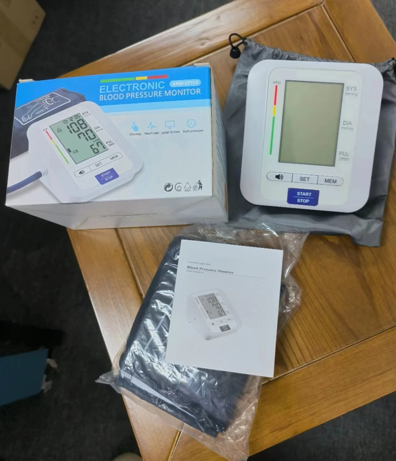 Fast Convenient Long life Wear it with 22-42cm cuffs Automatic Digital Upper Arm Blood Pressure Monitor