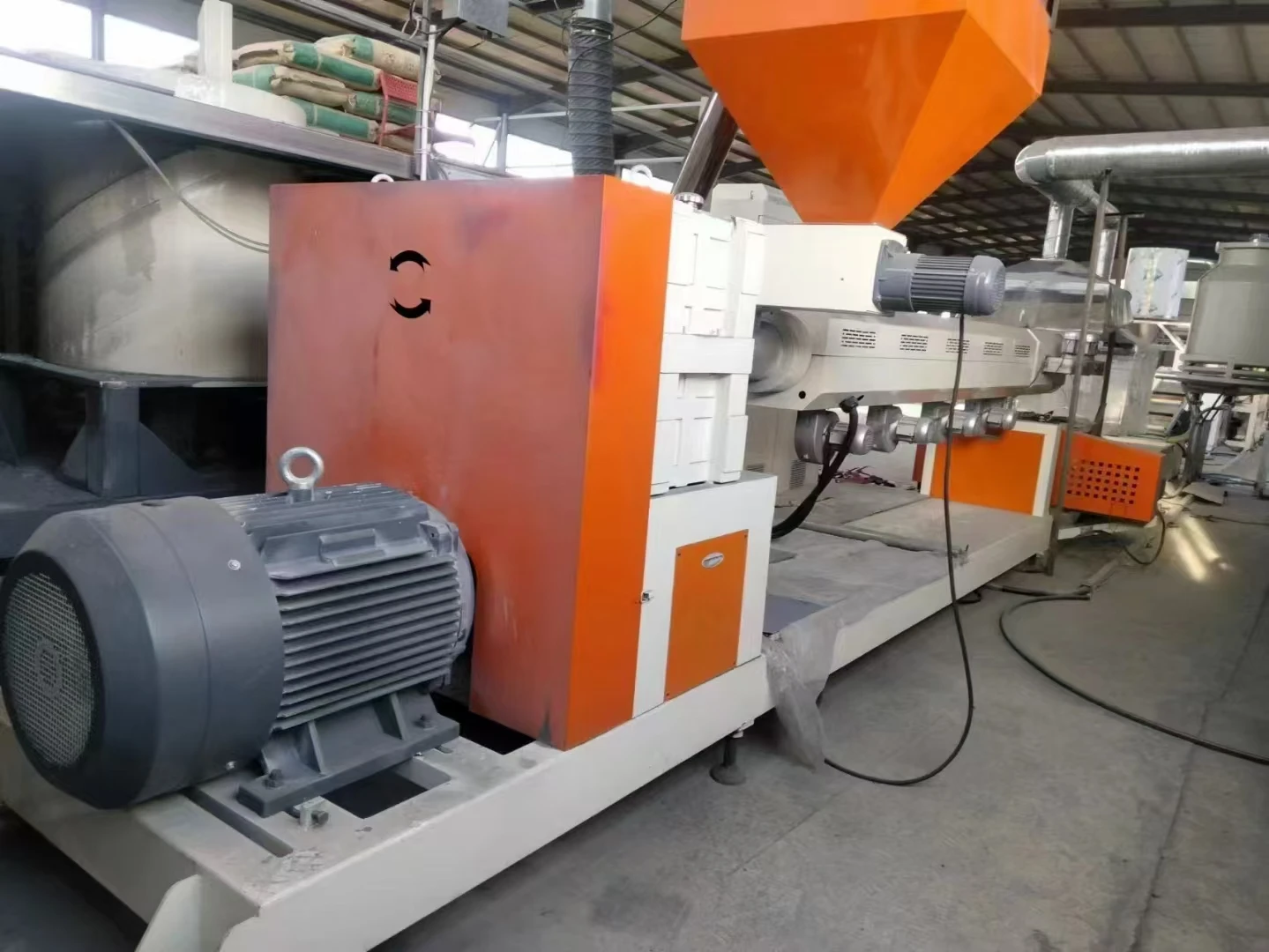 Plastic recycling granulator used machine 135mm 160mm 180mm single screw extrusion  and twin screw 65mm 75mm  granulator