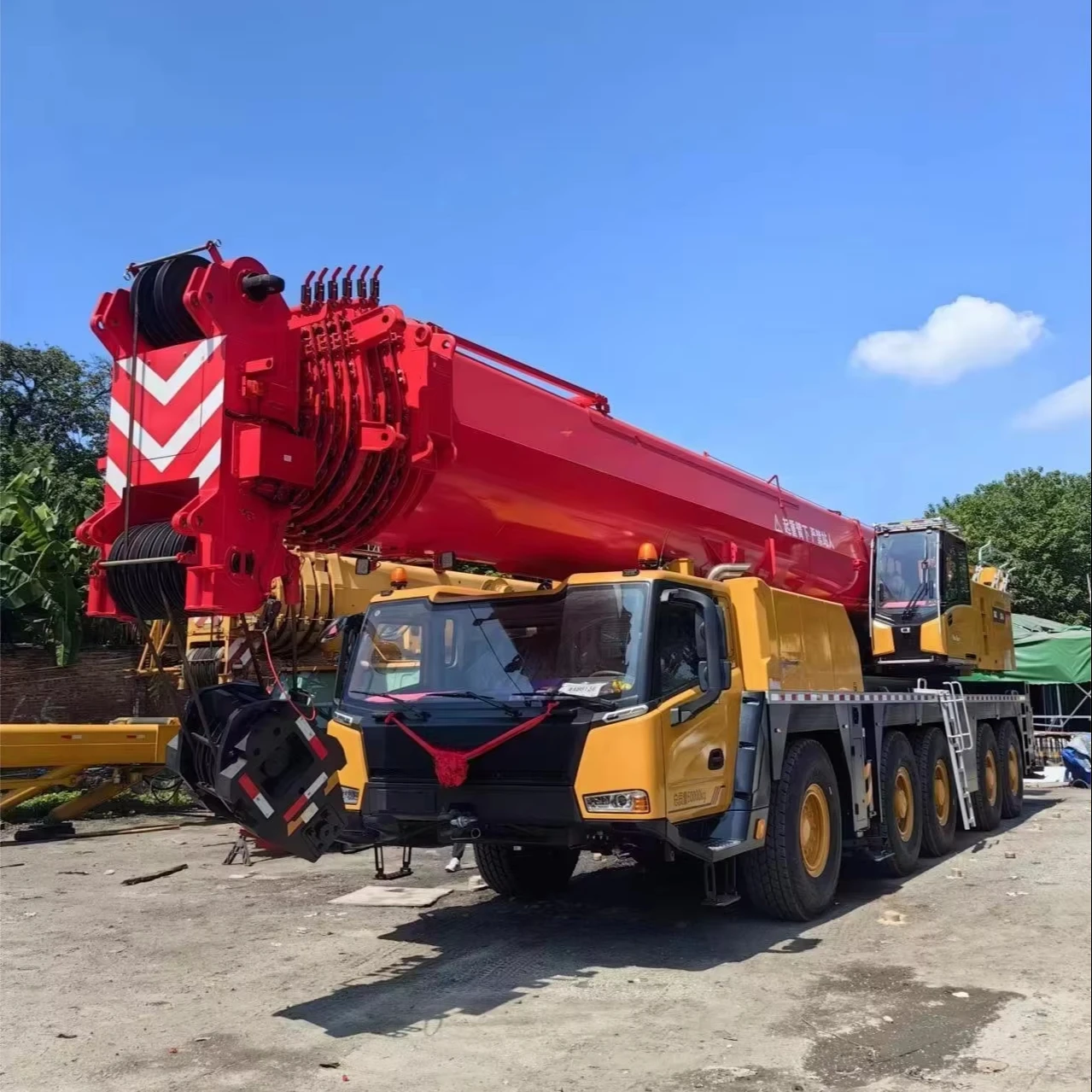 Lifting Machinery 220Ton Truck Crane SAC2200 with Factory price on Sale