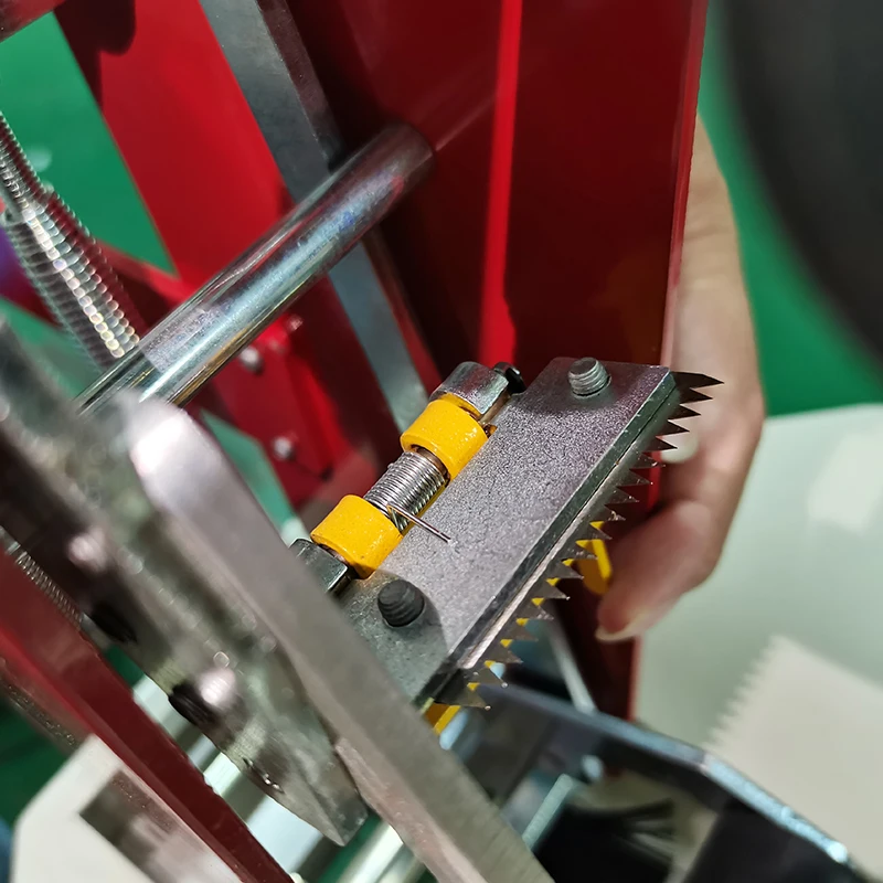 Semi-automatic Sealing Machine  Belts Side Driven Sealer Aircraft Carton Sealer