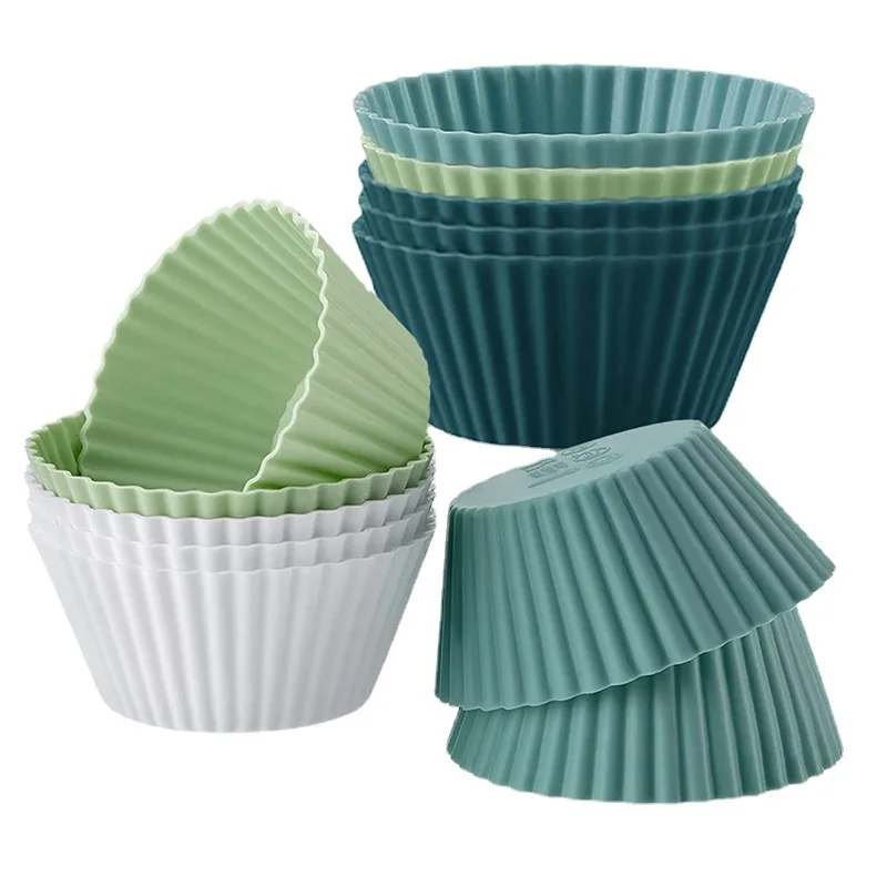 Fashion Heart Shape Muffin Mix Colors Cups Mould Set With Customized Logo Package