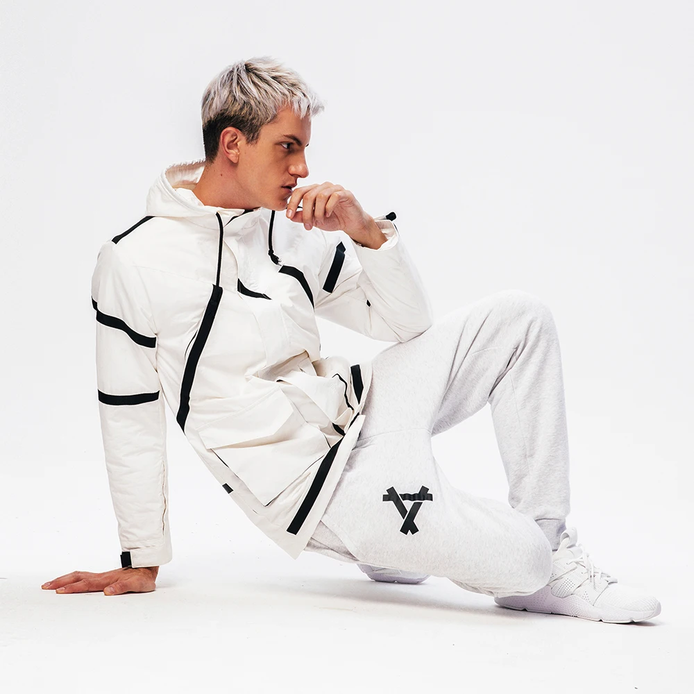 
2019 custom streetwear design outdoor mens coat winter down jacket 