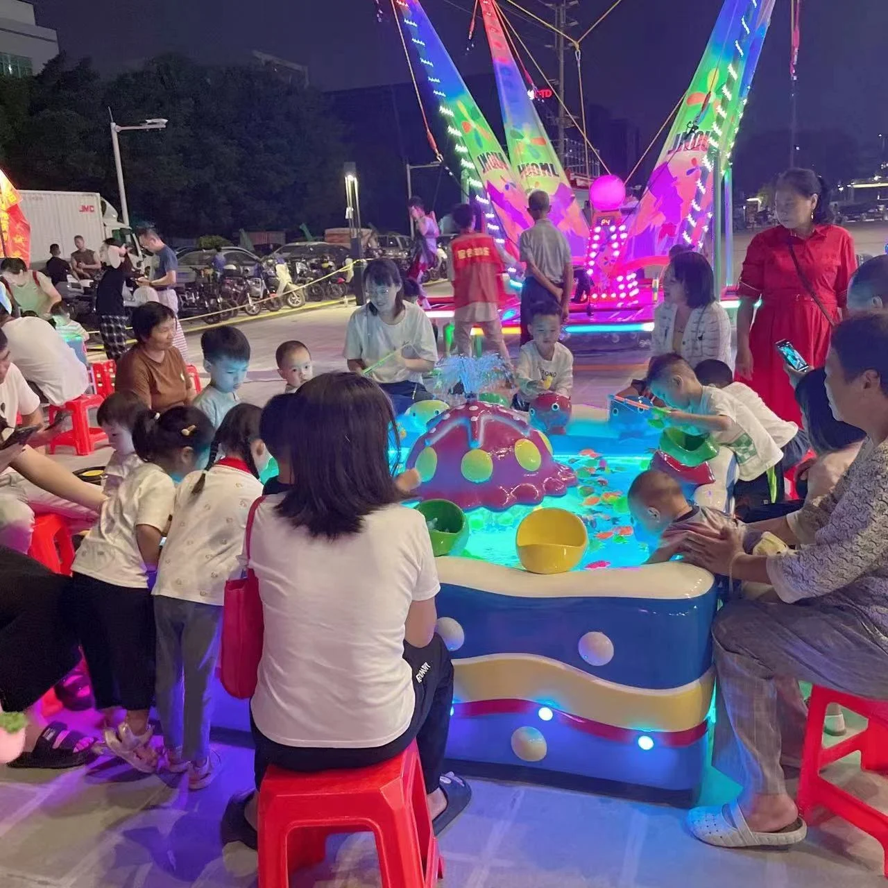 Kids Play Fish Game Machine Music Jellyfish Fiberglass Fish Ponds Toy Fishing Pond For Children Amusement Park Outdoor