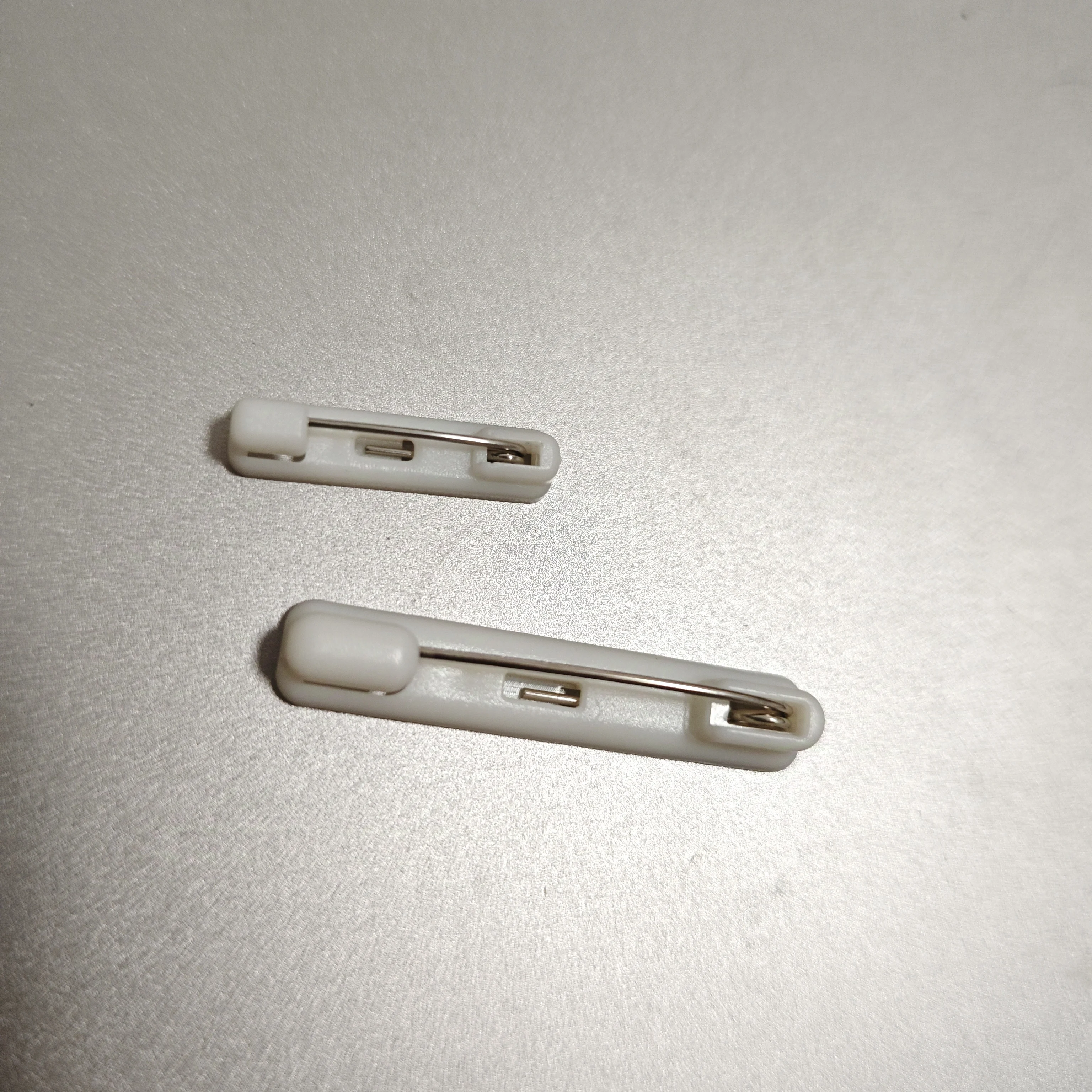 Custom plastic logo name plate name tags