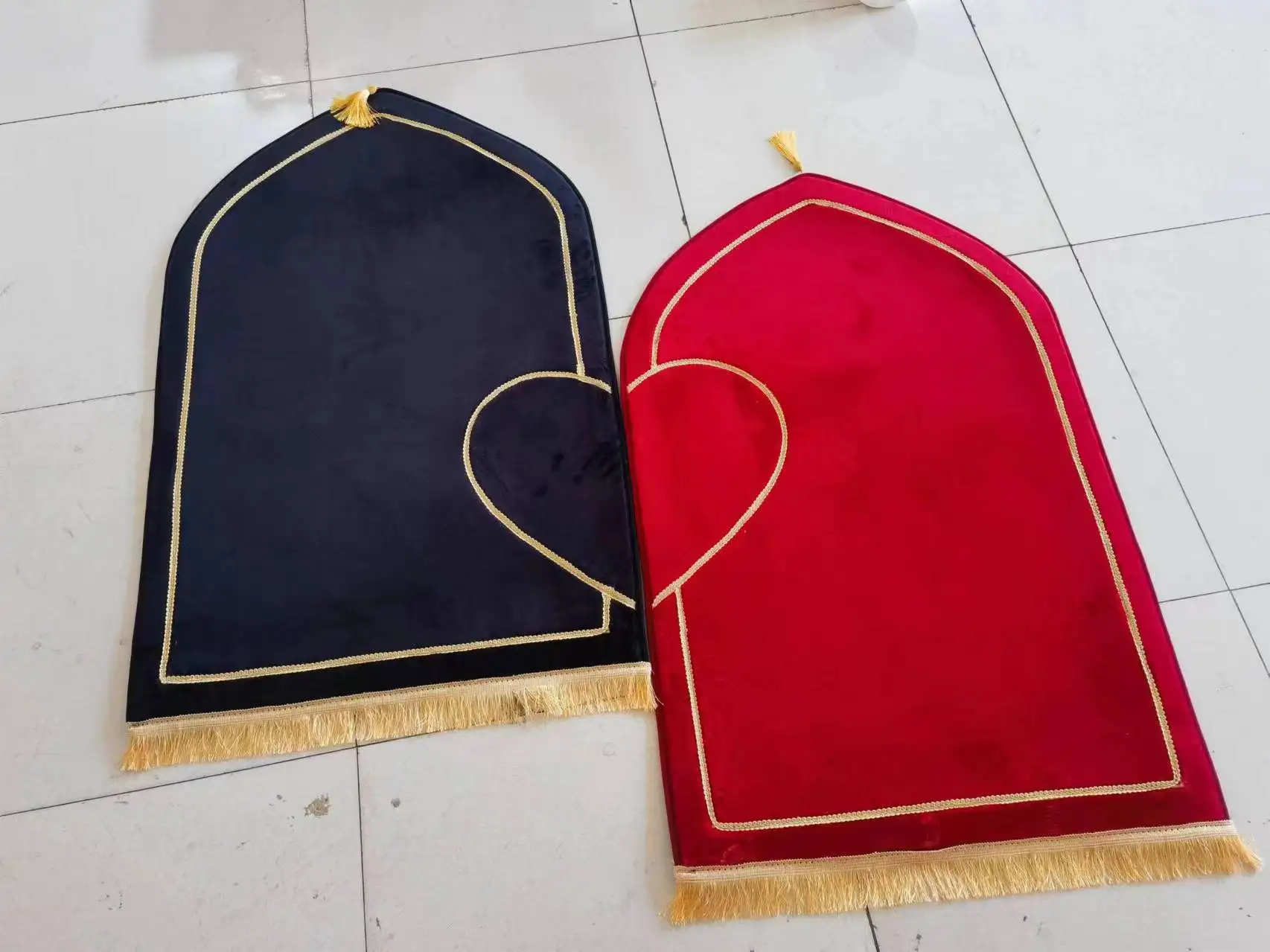 hot sale Love prayer mats for couple gift Mosque prayer carpet and rugs Muslim Soft Plush Thick Foam Ready Prayer Mat