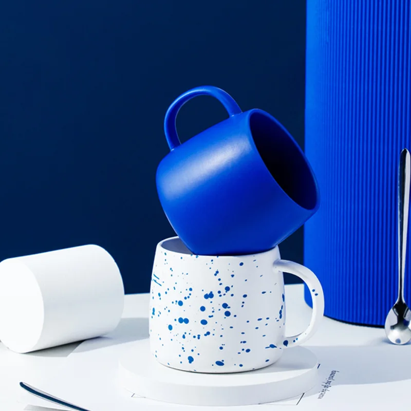 500ml Blue Ceramic Coffee Mug with Spoon, Matt Porcelain Water Breakfast Milk Cup Gift Box Set Giveaway Wholesale 2022