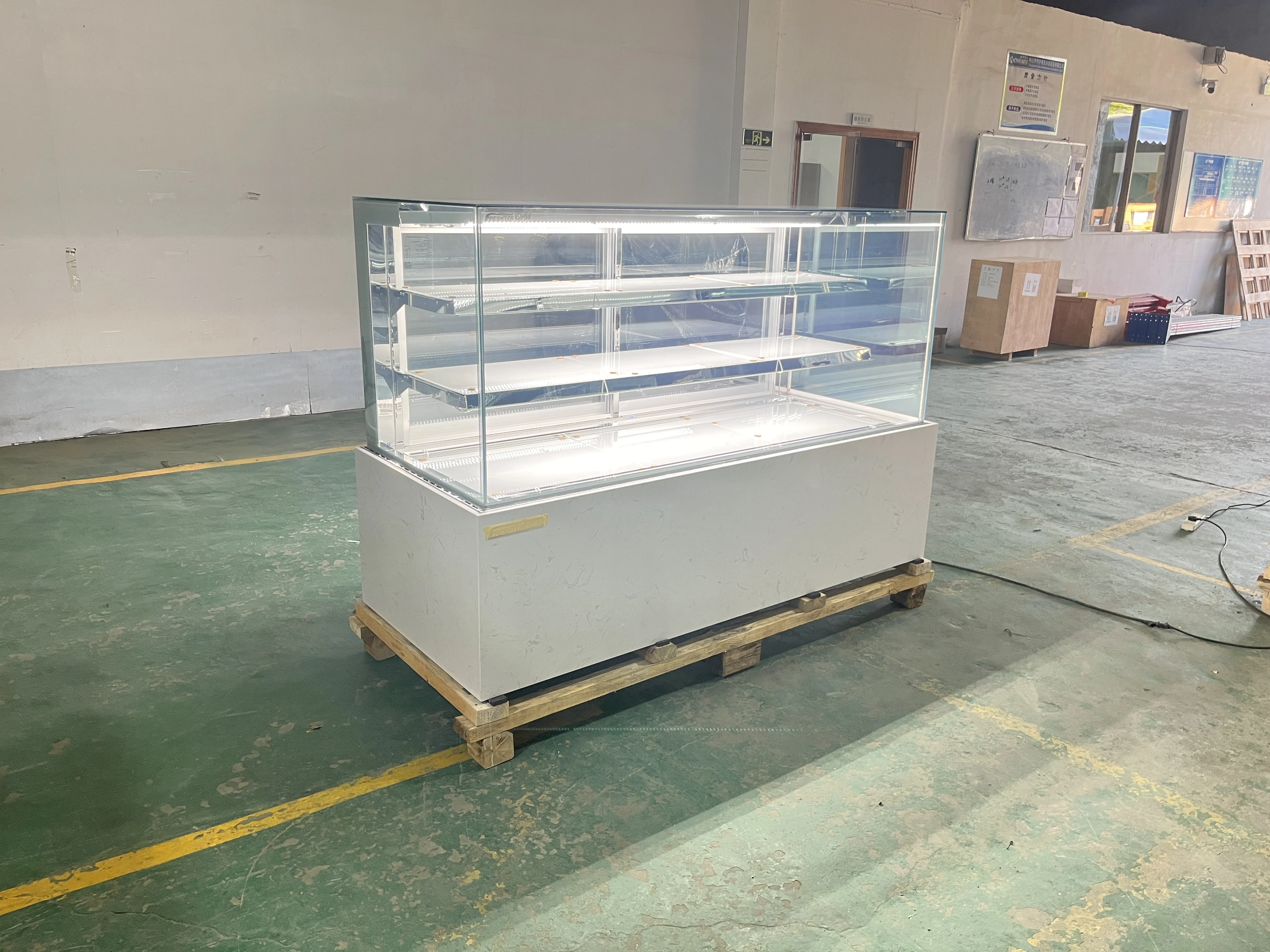 3 Layer Luxury Style Pastry Cake Display Commercial Bakery Display Case Bakery Shop Cabinet Cake Showcase