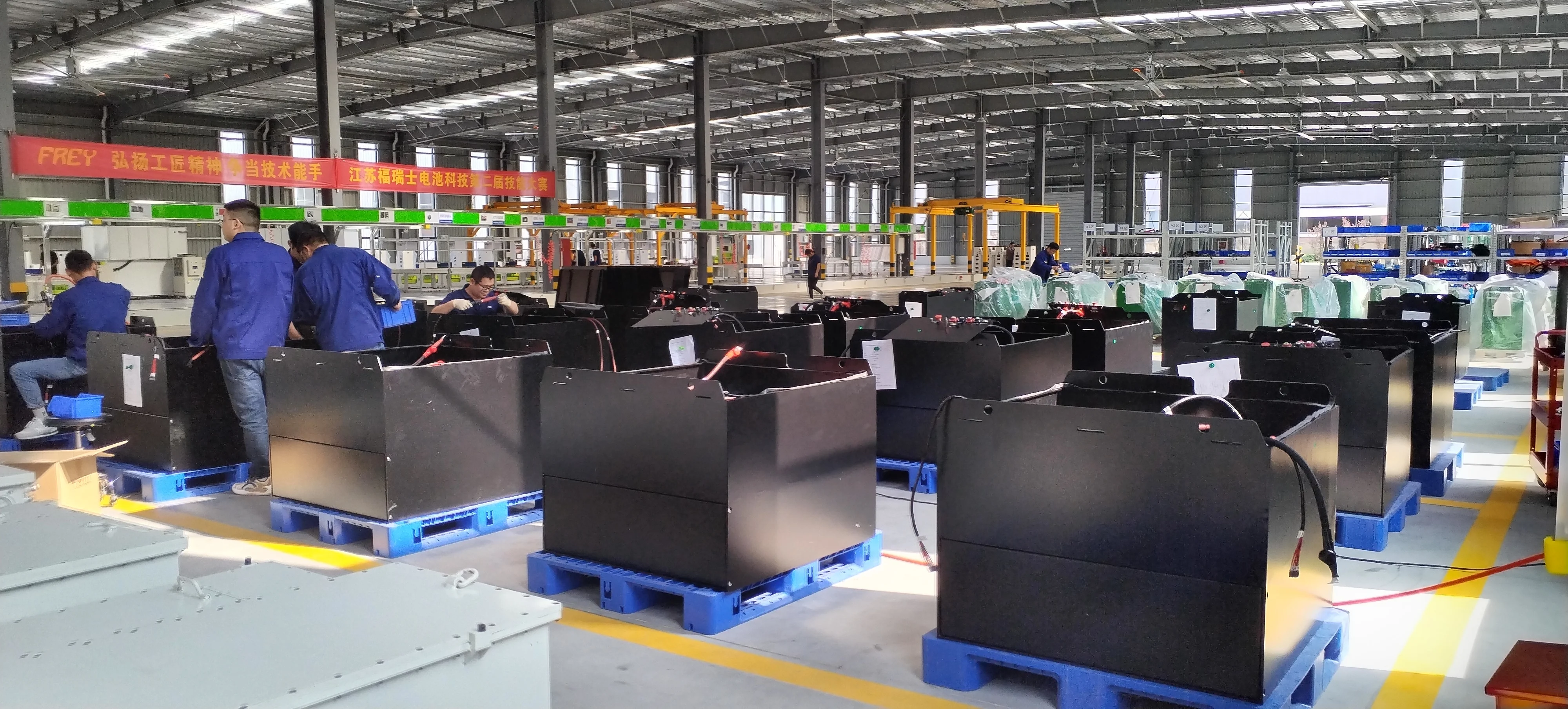 Professional forklift battery suppliers customized lifepo4 24v  48v 80v lithium ion forklift battery