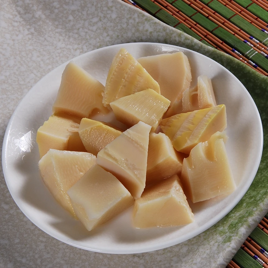 Wholesale canned bamboo shoot chips in 18L can