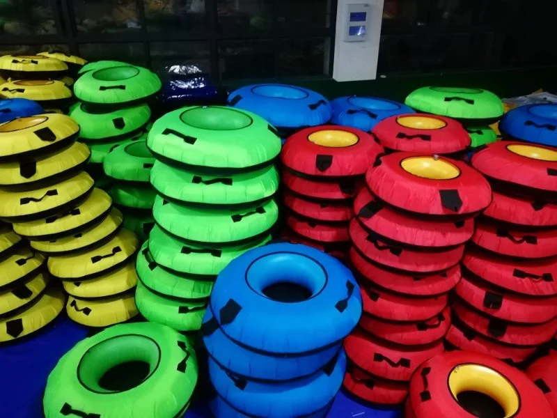 Good Industrial Commercial Towable Ski 2 Pack Heavy Duty Plastic Inflatable Snow Sled Tube for Kids and Adult