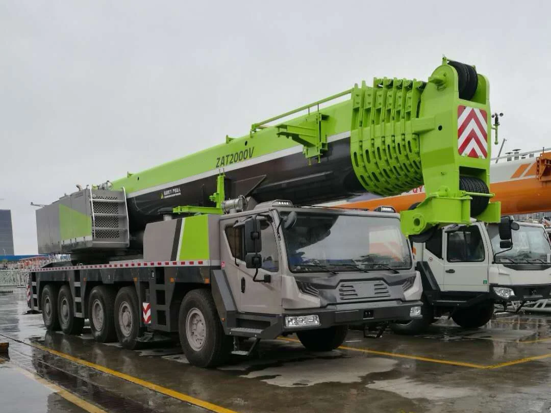 Chinese Famous Brand New ZAT2000V 200 Ton All Terrain Crane Truck Crane Mobile Hydraulic Crane With Good Performance