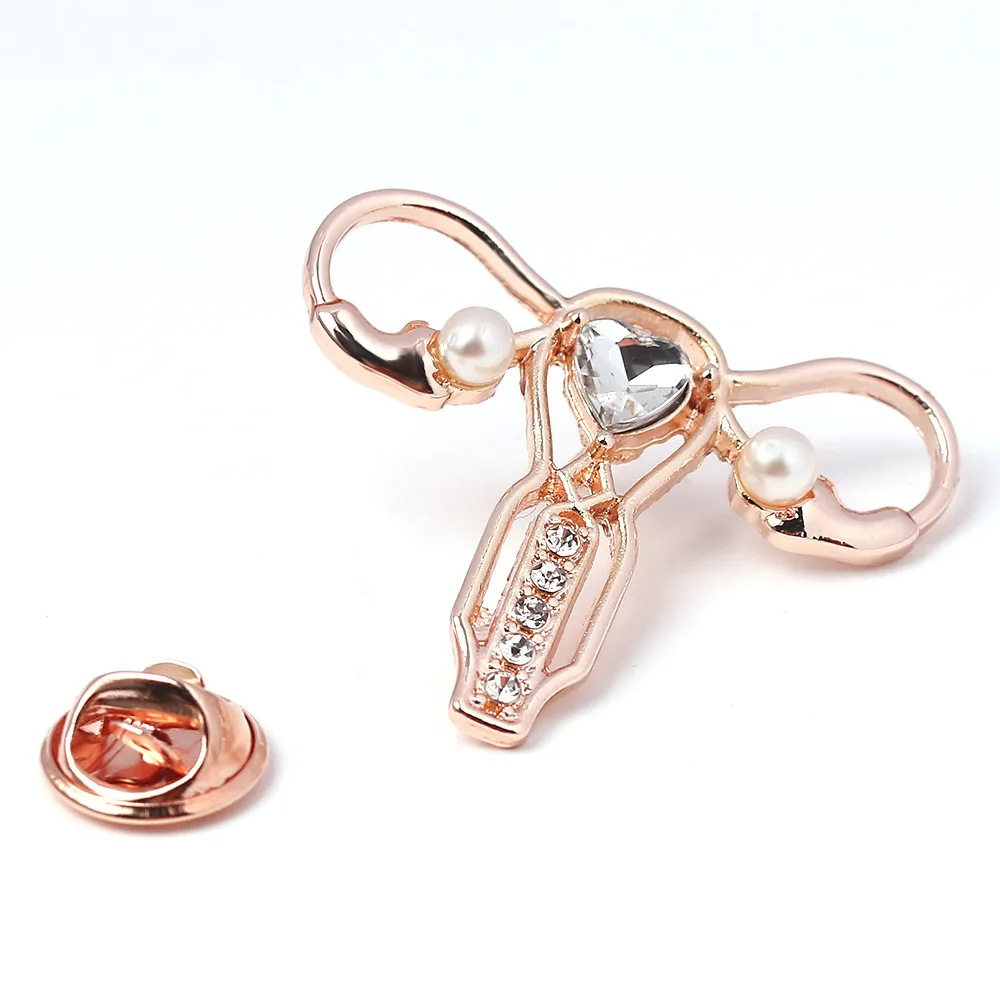 Creative Human Anatomy Organ Brooches Heart Display Pin Maternity Womb Brooch Shiny Rhinestone Metal Souvenir Plating Modern