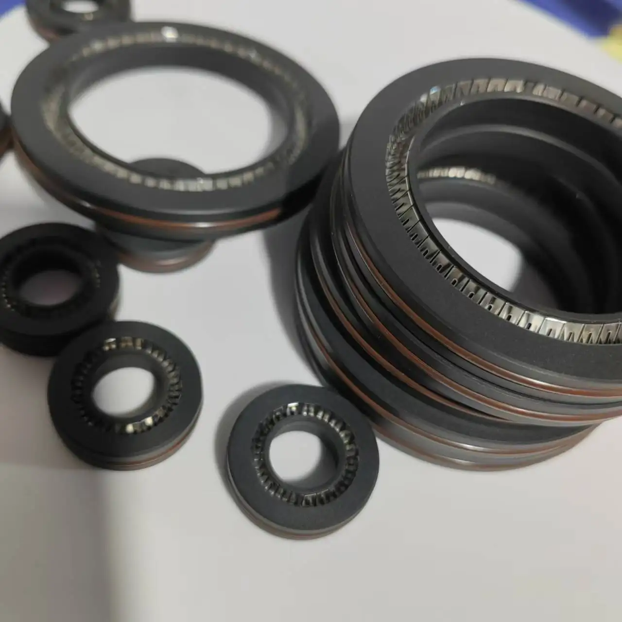 The manufacturer supplies coal mine hydraulic support Spring Seal, sealing ring and flood Pan plug seal