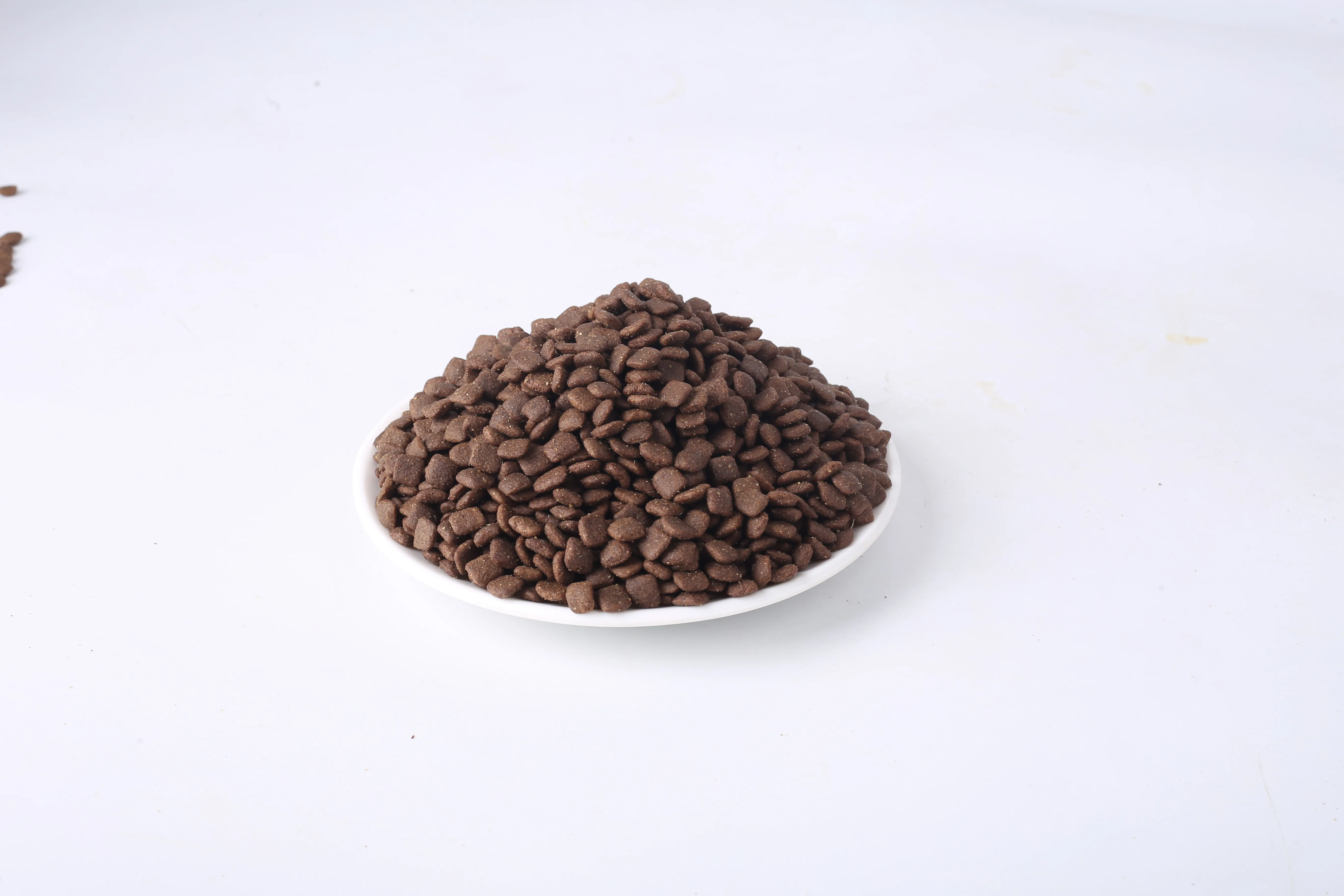 Free sample Organic Pet Dog Food Halal Raw Freeze Dried Weight Gain Special Dry Cat Food