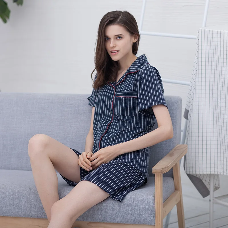 
2021 Amazon Valentines Pajamas Robes for Couple Matching Customized suit for King and Queen 