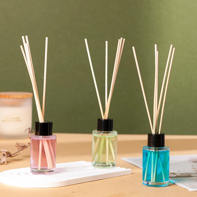 Home Office Decor 30ml Fragrance Gift Oil Diffuser & Reed Diffuser Sticks Strawberry Coconut Reed Diffuser Set