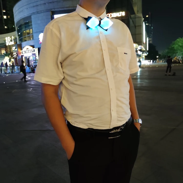 Light Up Bow Tie 7 Glow Colors LED Bowties White Fiber Optic Glow Neck Tie Christmas New Year Halloween Valentine Rave Music
