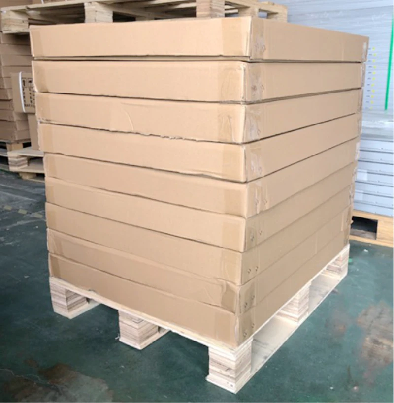 Camping and Car Using Portable Foldable Solar Panels Case Charger 120W 10A Compact Solar Generator Solar Panel folding suitcase