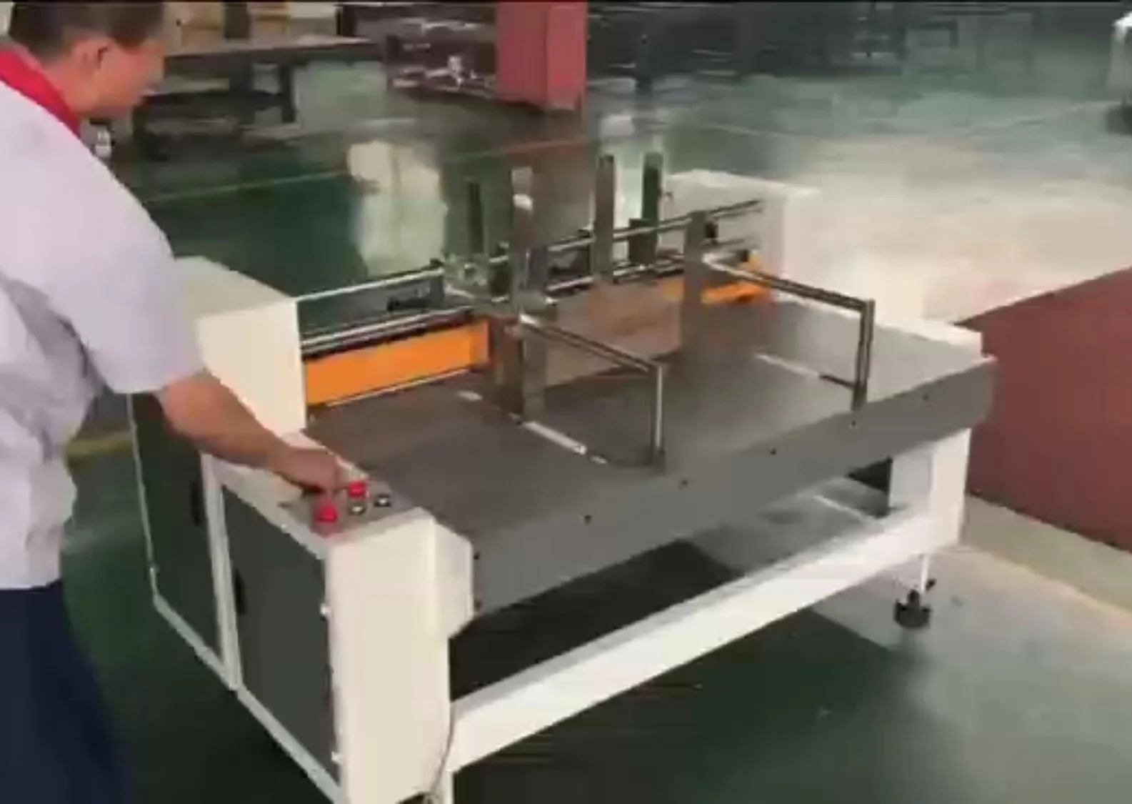 automatic corrugated board assembler partition slotter machine