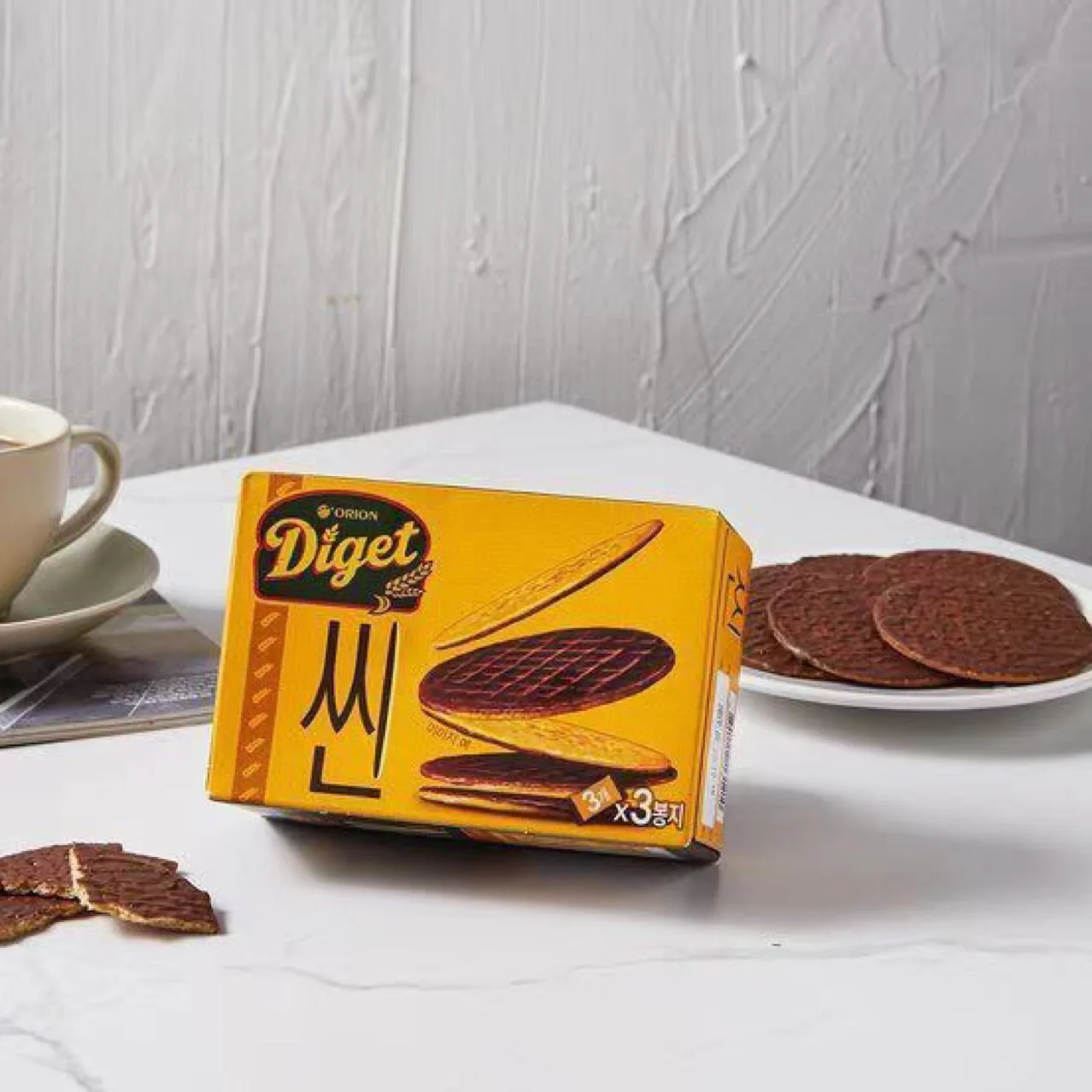 Wholesale Exotic Snack Cookies Korean Extremely Thin Chocolate Graham Cracker cookies biscuit 84g