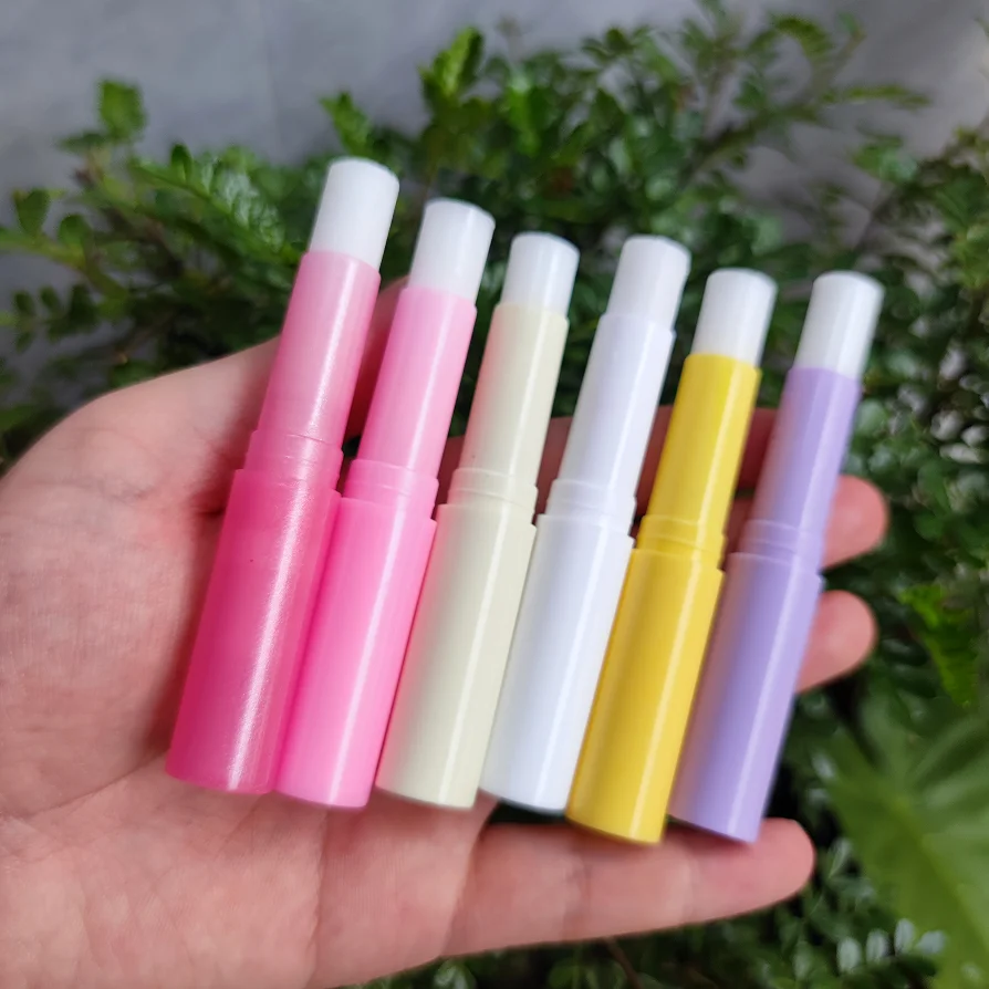 New Arrival Wholesale OEM Custom Organic Honey Lip Balm Long Lasting Moisturizing Pink Cherry Fruit Flavor SPF 15 Lip Balm