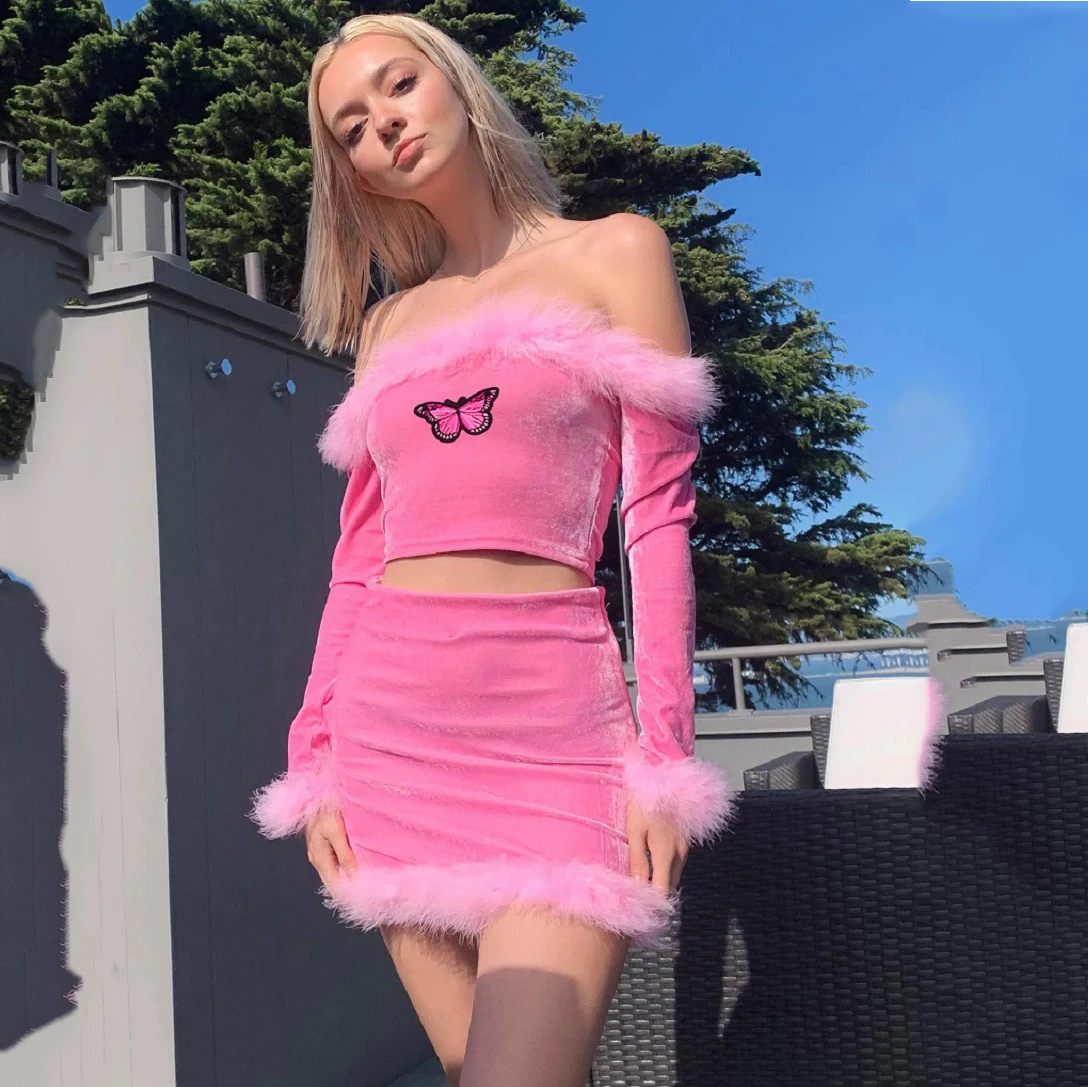 
Custom color fall 2020 women clothes long sleeve tops with down feather mini skirts korea velvet women warm sets two piece 