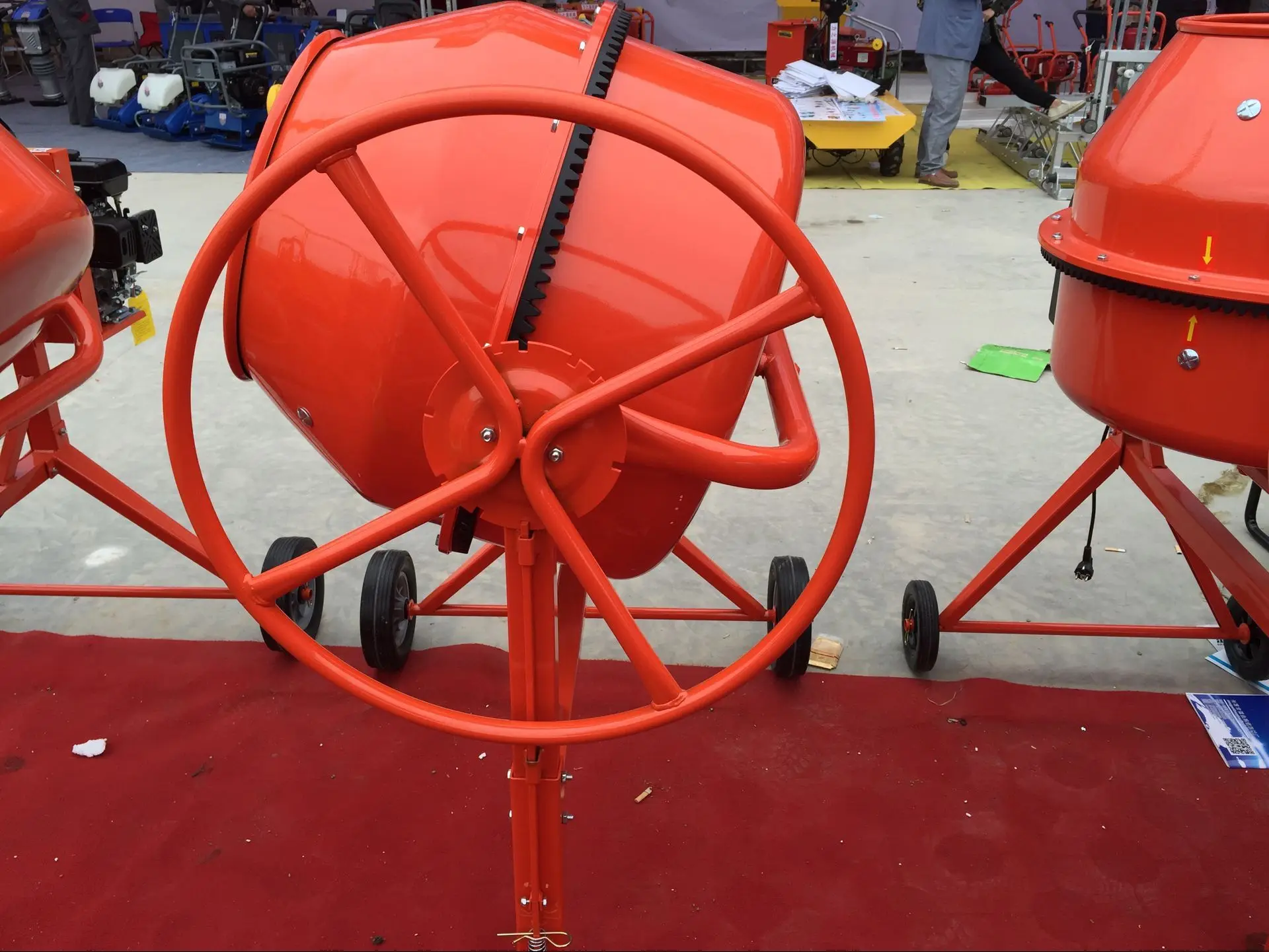 QK high quality Vertical mixer can mix all kinds of building materials