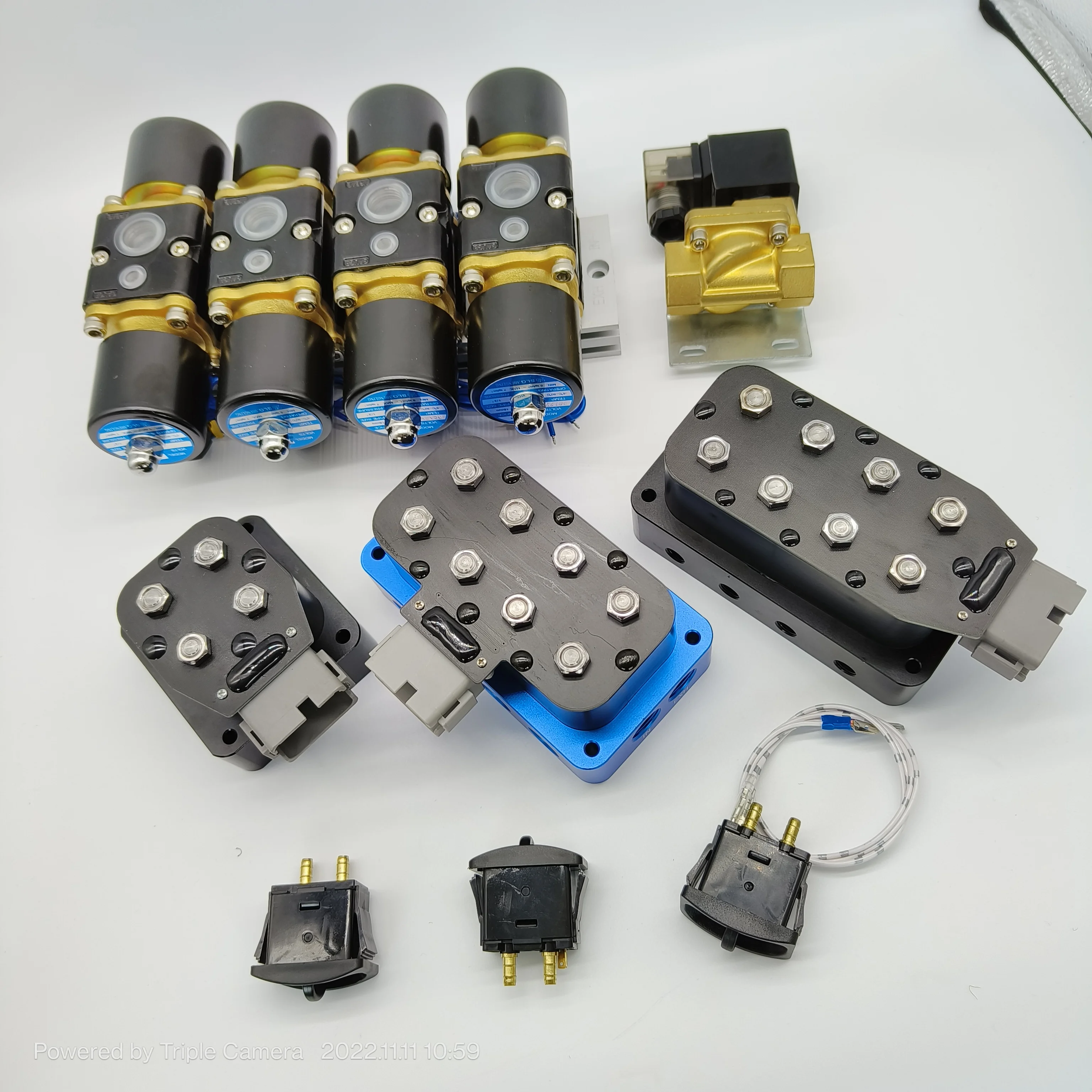 Promotion Solenoid Power Medium Pressure A2203200258 Air Suspension Valve Block for Motorhome & Touring Car 3013-3 Paddle Valve