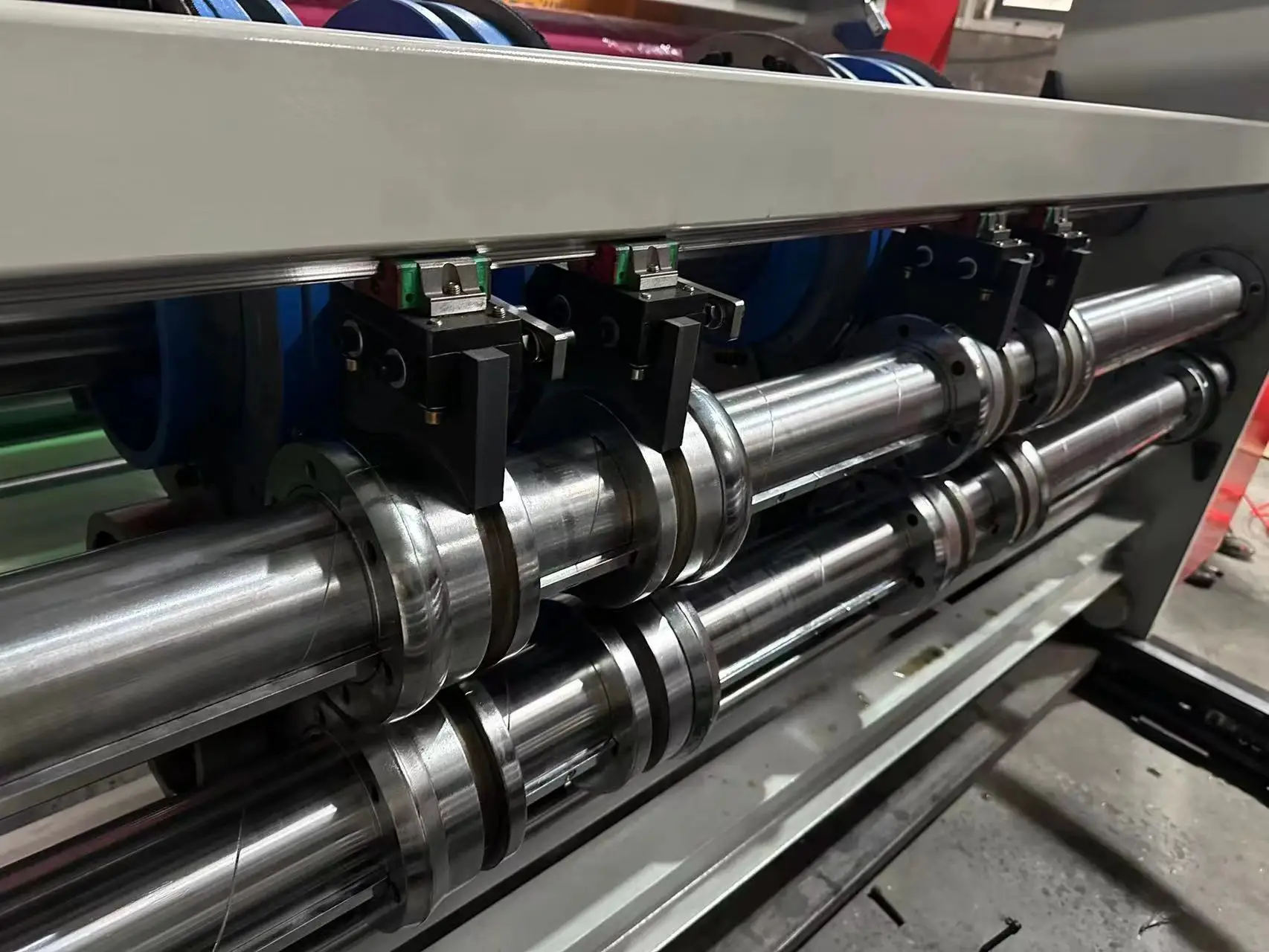 Полностью Автоматическая 4-цветная печатная машина для вырубки