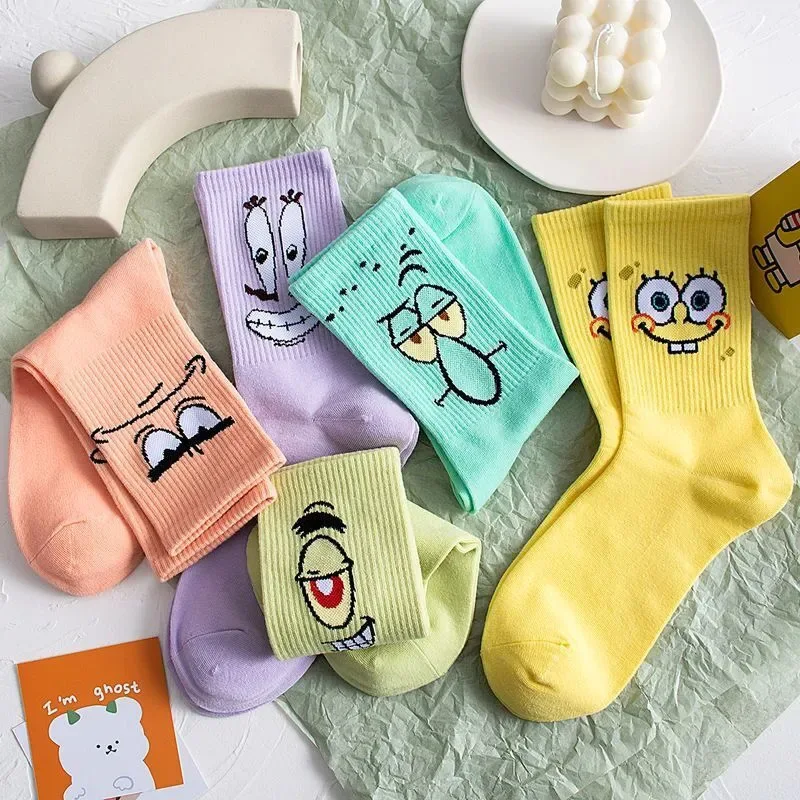 Custom Comic Designer Hot Sale Fashion Funny Anime Cartoon Hip-hop Skateboard Stocking Soft Cotton Popular Couples Cartoon Socks