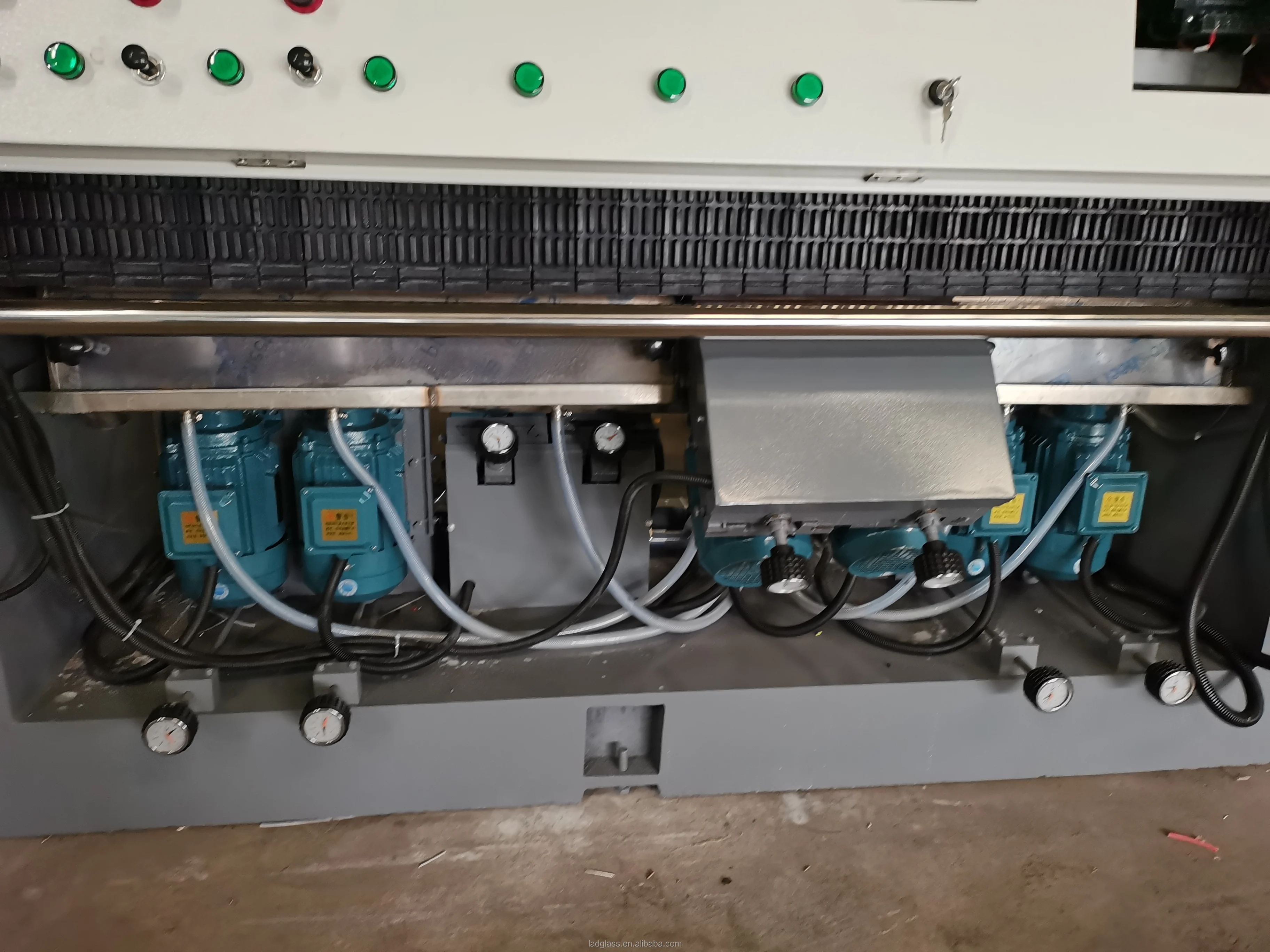 8 Motors Automatic Glass Straight Line Miterring Machine Rectilinear Edging Machine with PLC