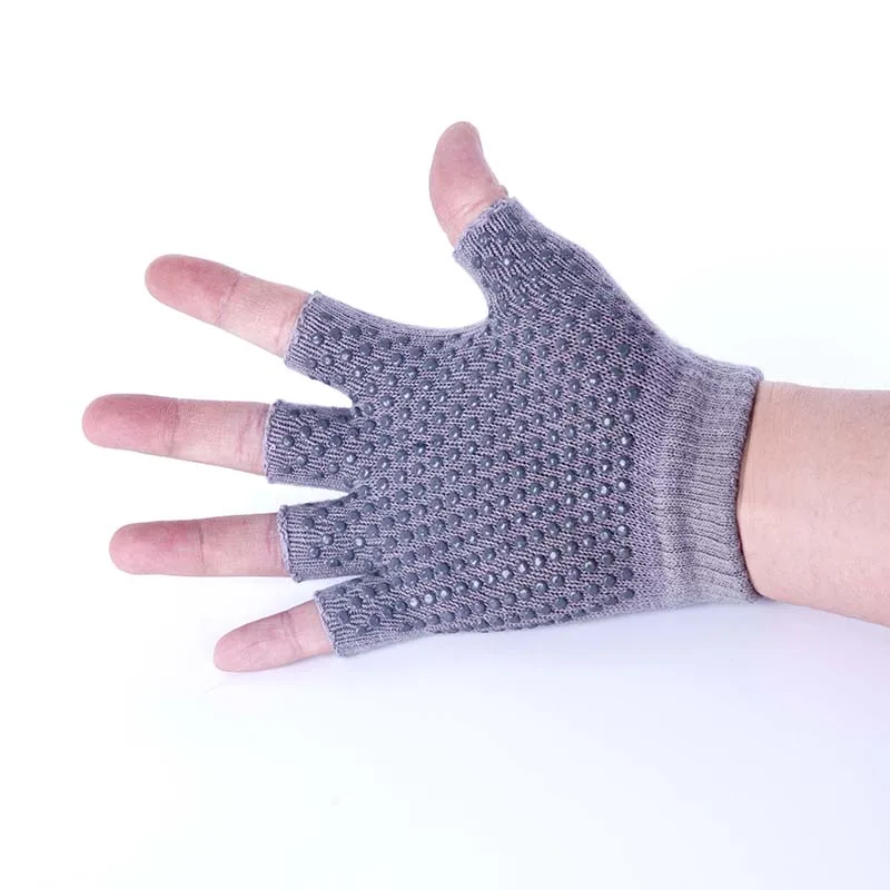 yoga gloves with anti-sliding grips in cotton spandex ,the 5 fingers mitt style