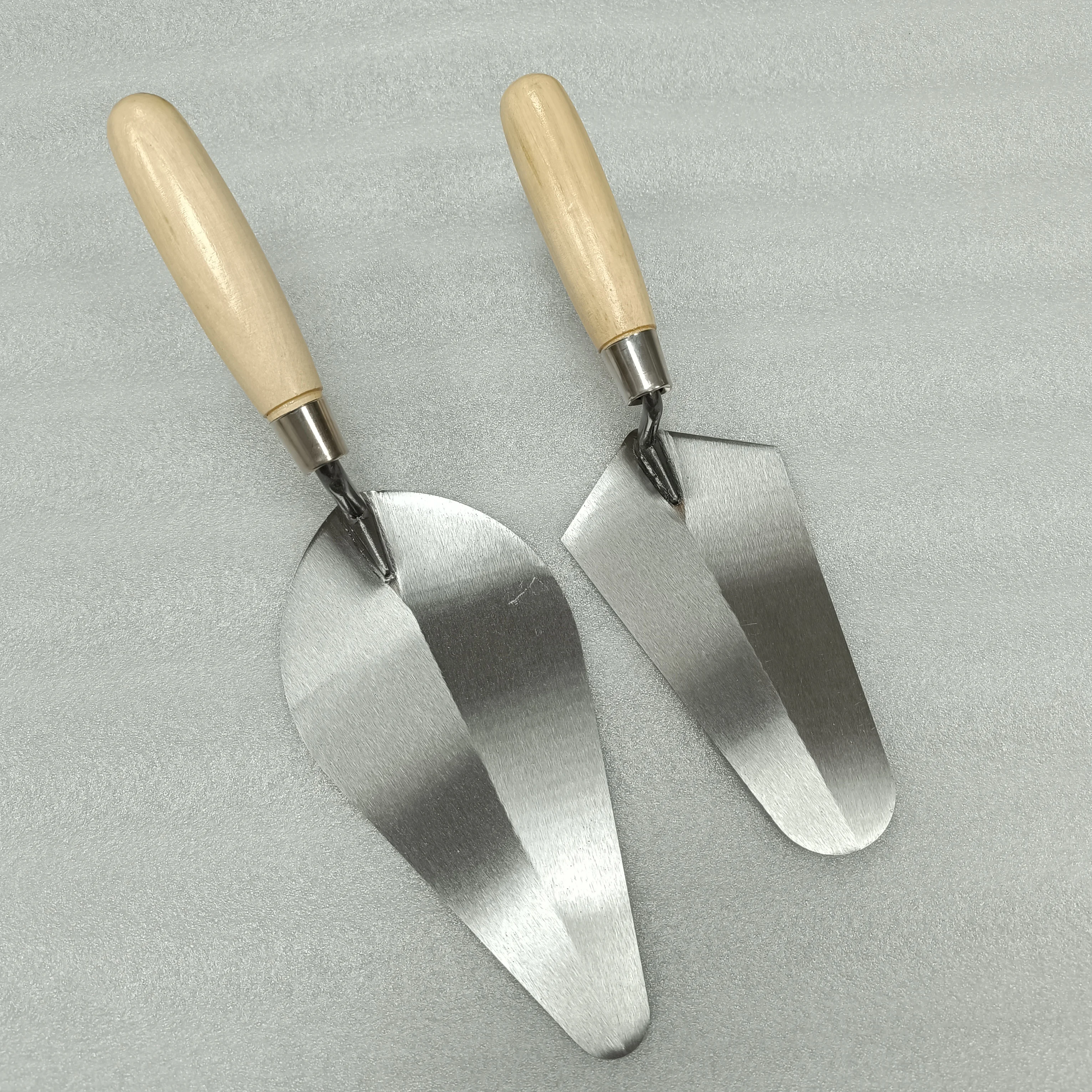 6 Inch Economic Type Trowel Carbon Steel Blade with Wooden Handle Bricklaying Trowel